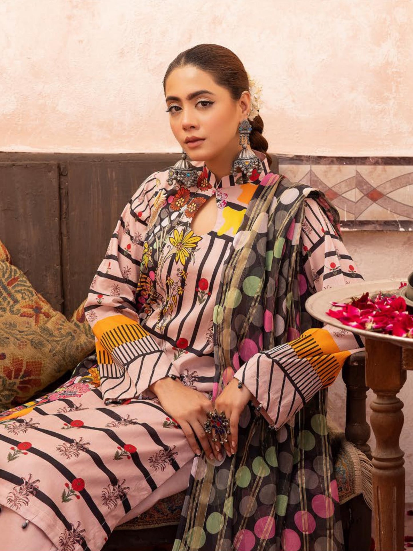3Piece - Printed Lawn Suit POP ART GJPA2402A23