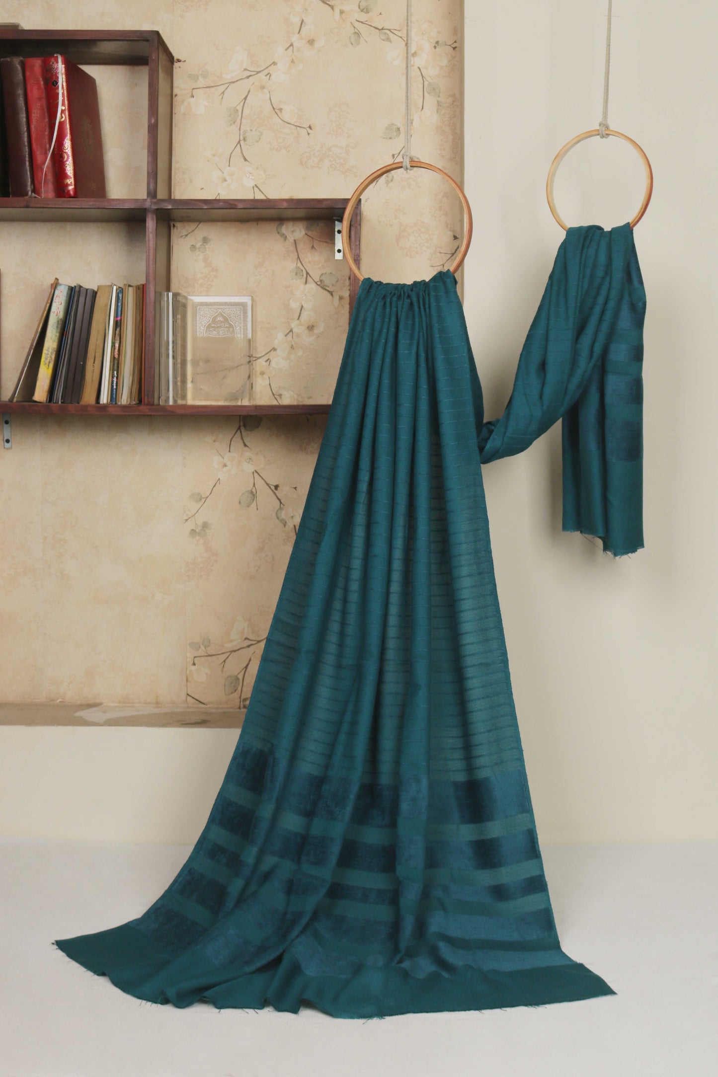 Velvet Wool Zinc Shawl Sh262