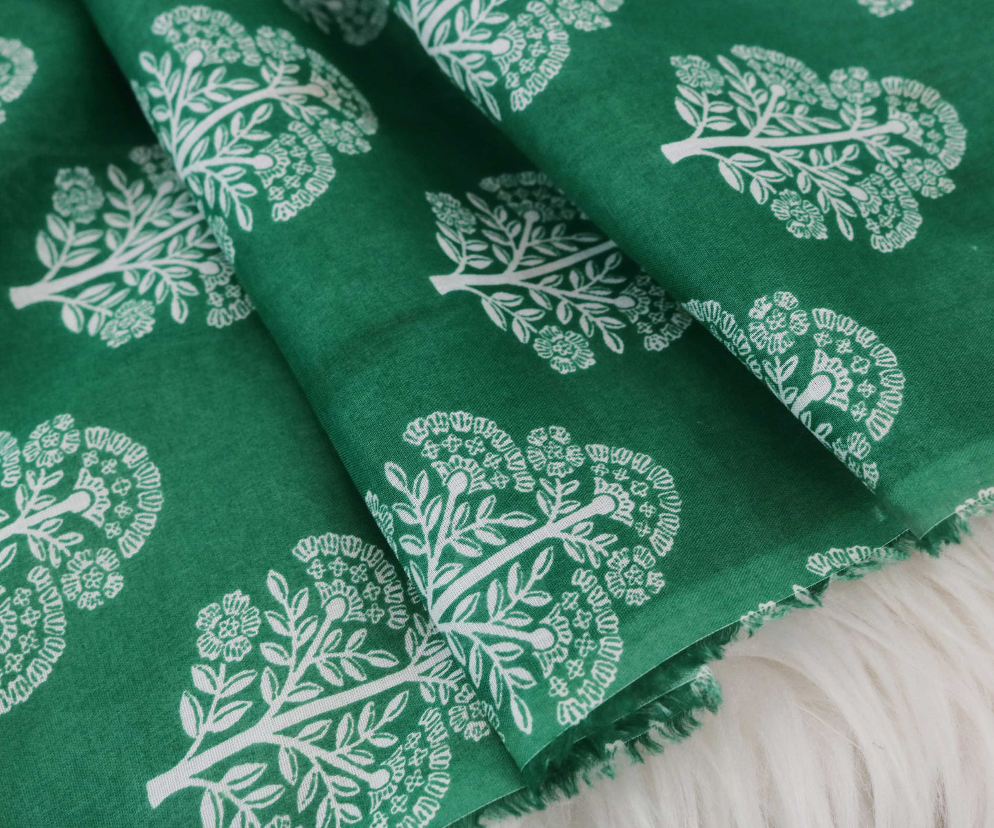2Piece – Printed Lawn L2PP221