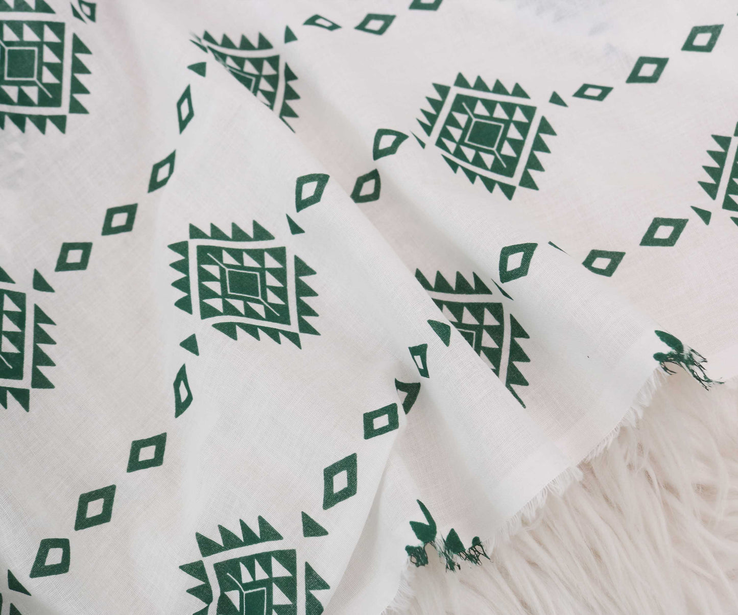 2Piece – Printed Lawn L2PP227