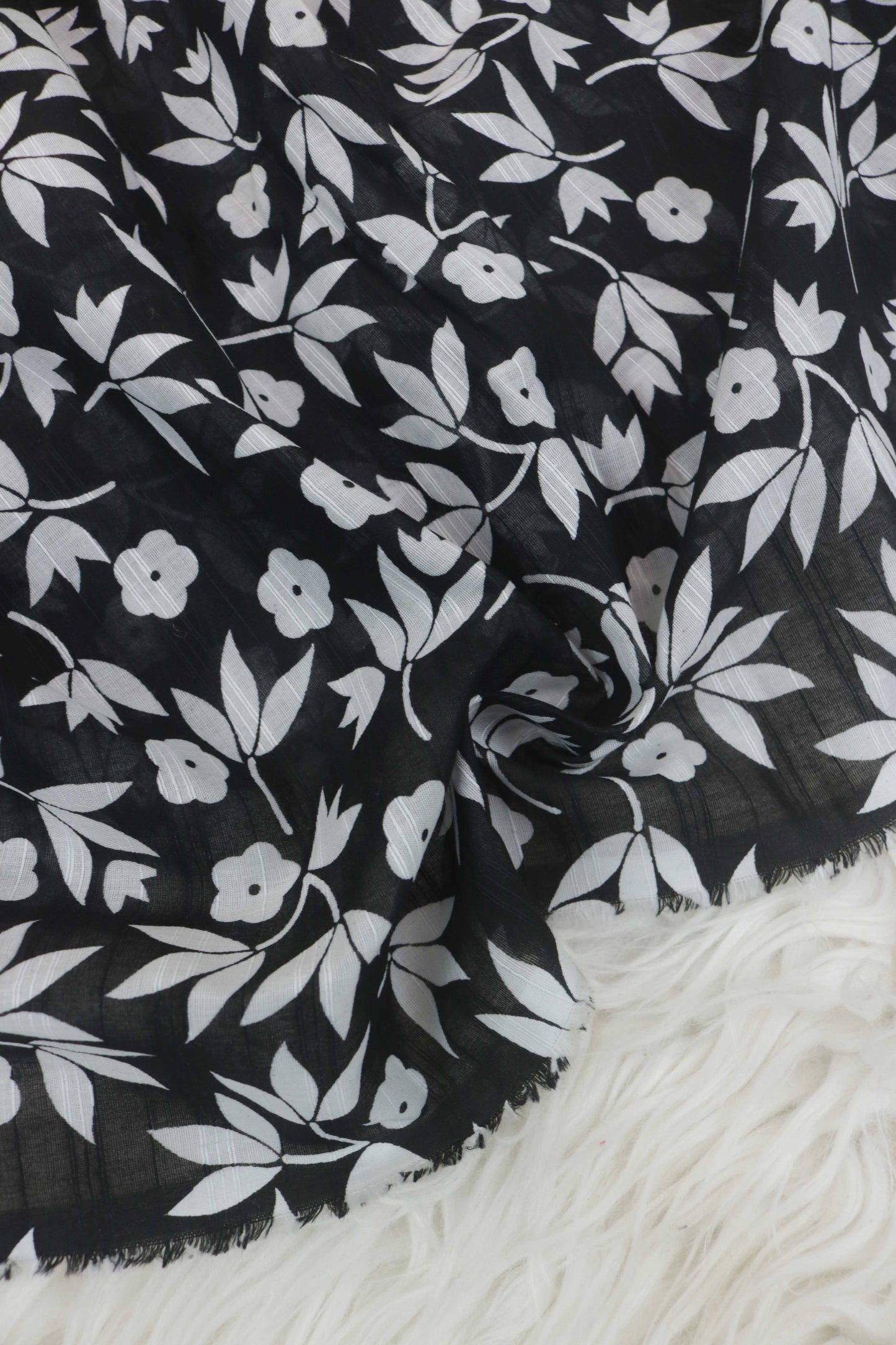 2Piece – Printed Doriya Lawn L2PP93