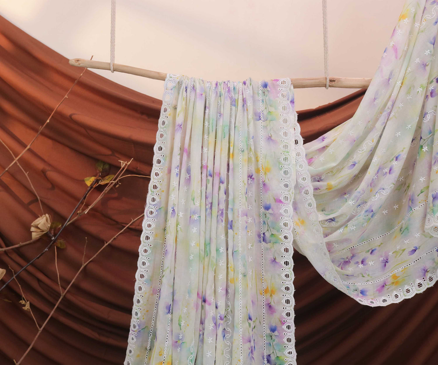 Embroidered Lawn Shawl LSH118