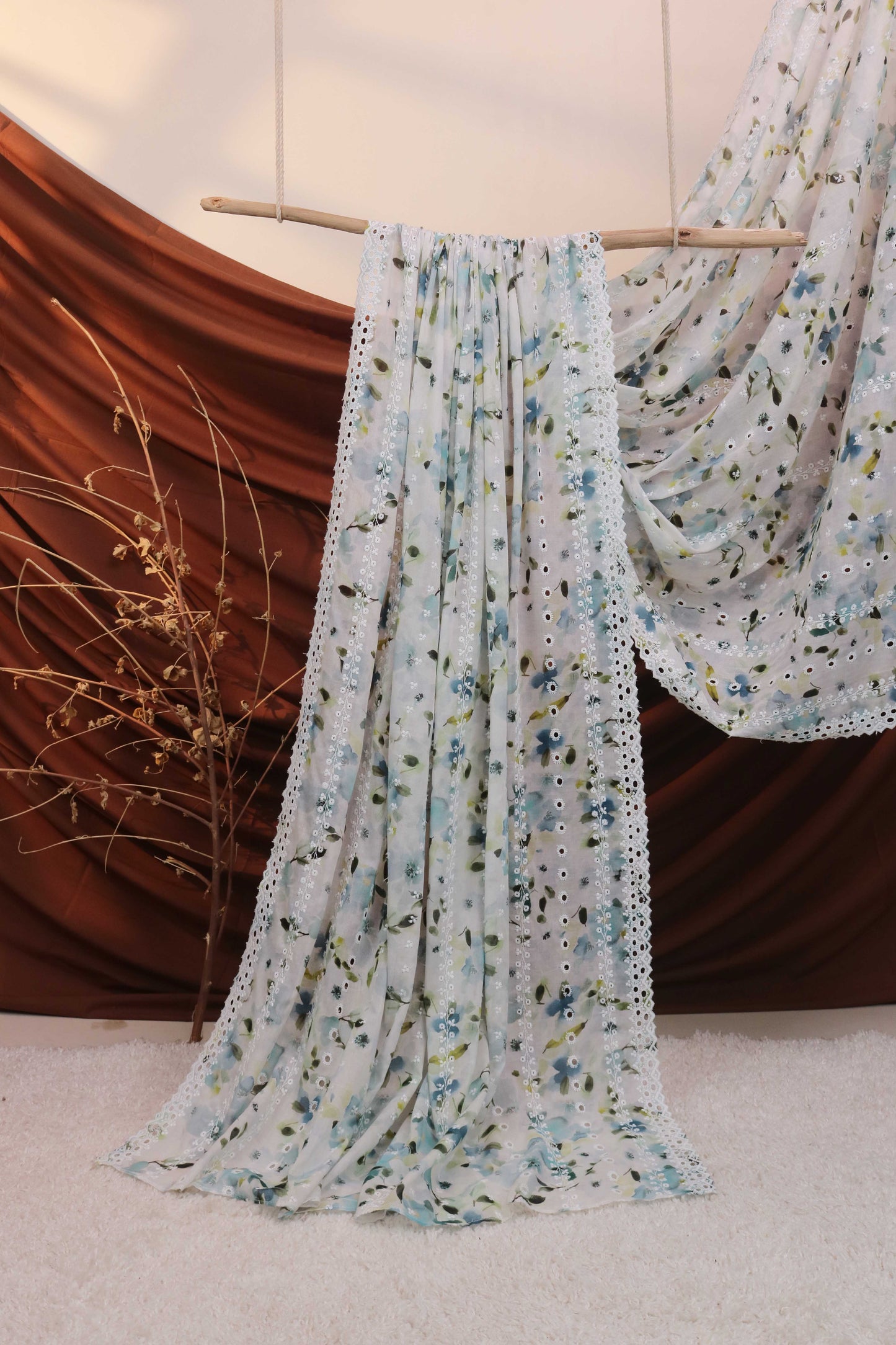 Embroidered Lawn Shawl LSH117