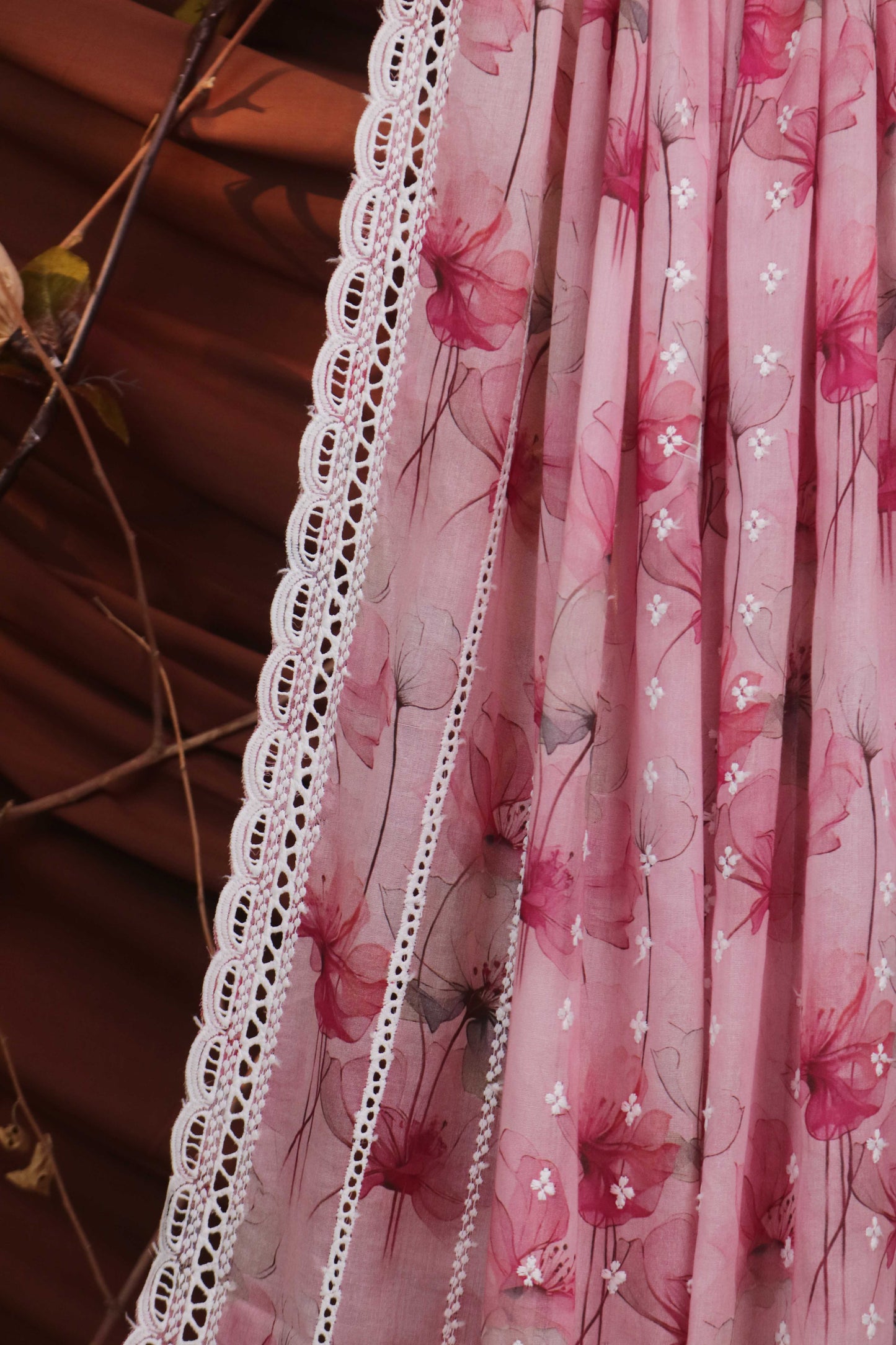 Embroidered Lawn Shawl LSH119