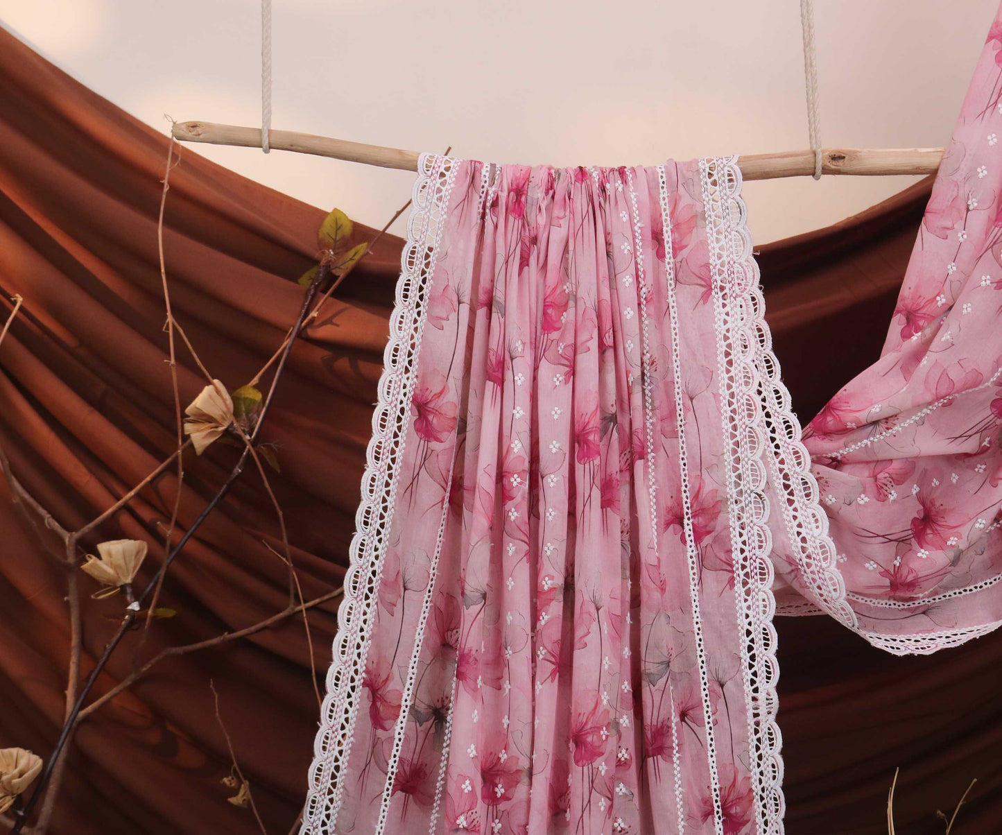 Embroidered Lawn Shawl LSH119