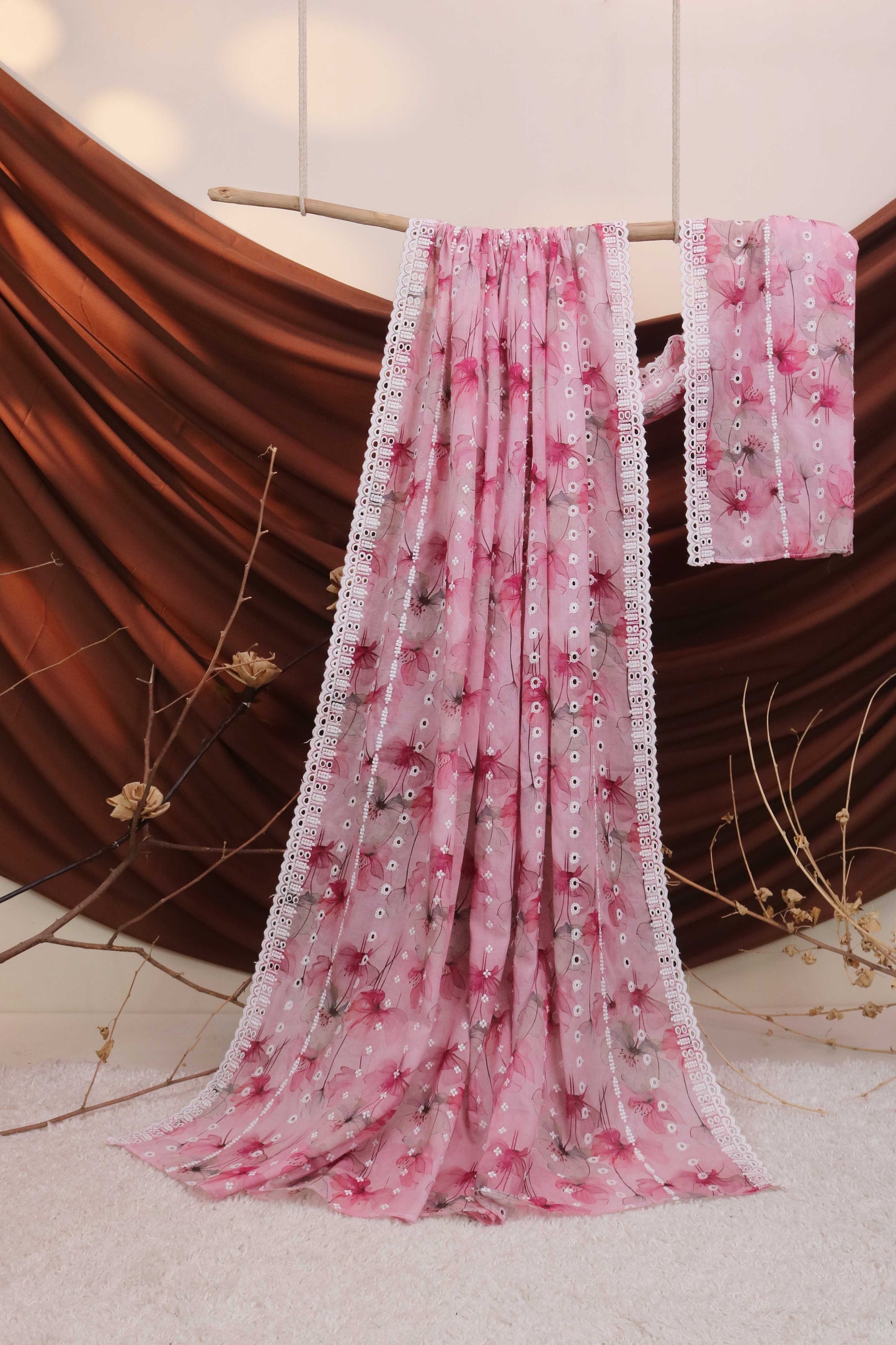 Embroidered Lawn Shawl LSH119A