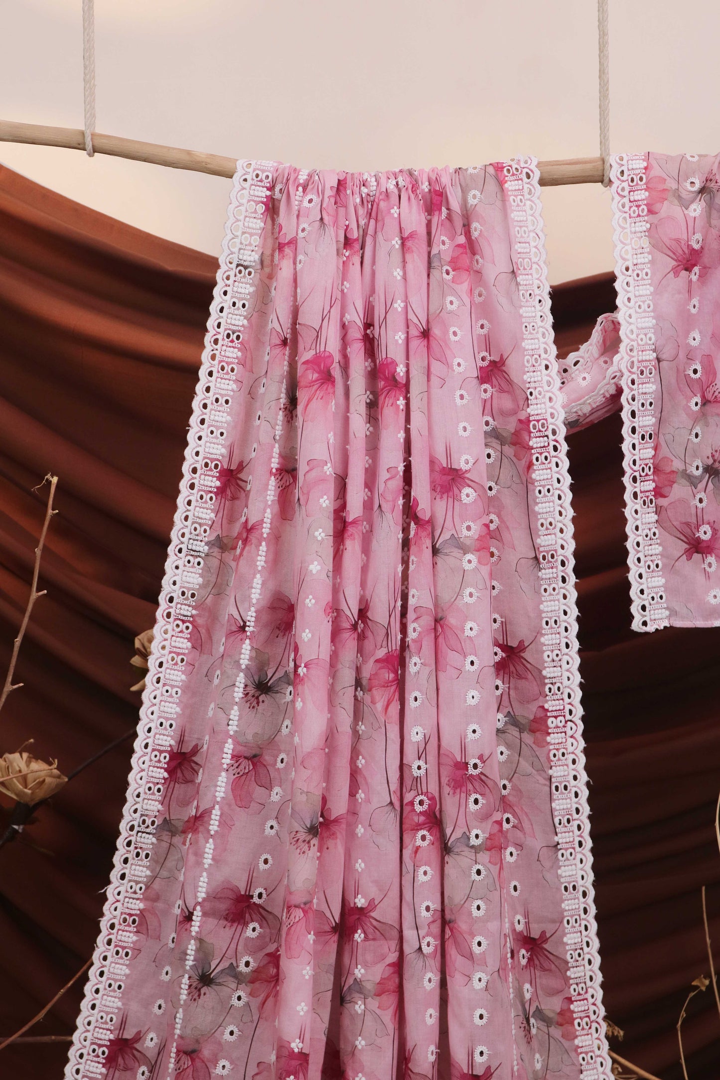 Embroidered Lawn Shawl LSH119A