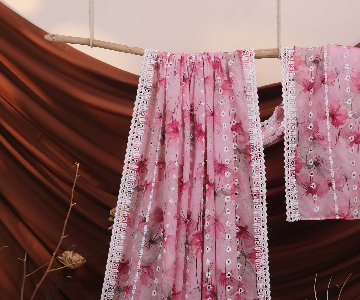 Embroidered Lawn Shawl LSH119A