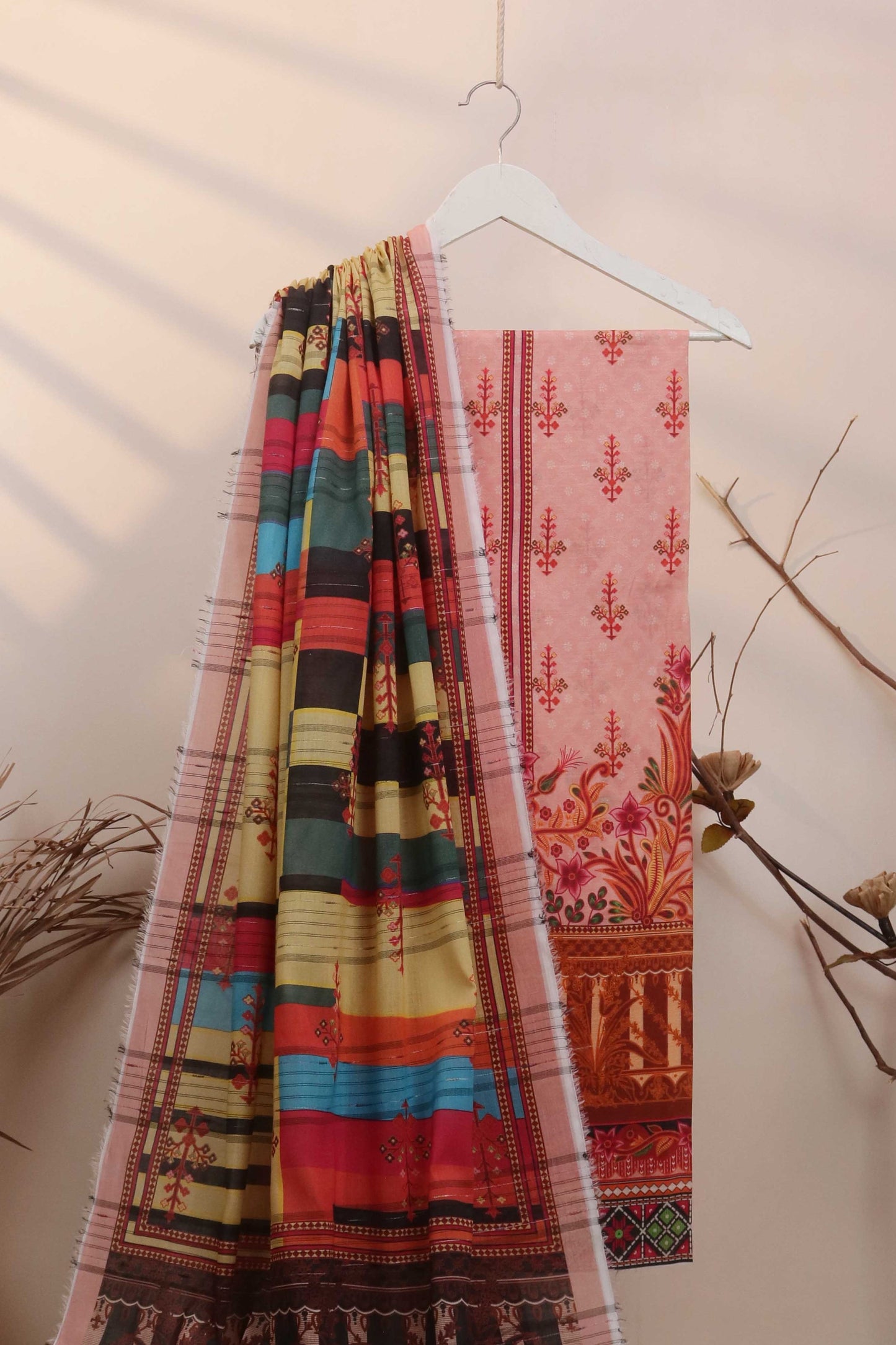 3Piece - Superior Printed Lawn Suit Carnation D036
