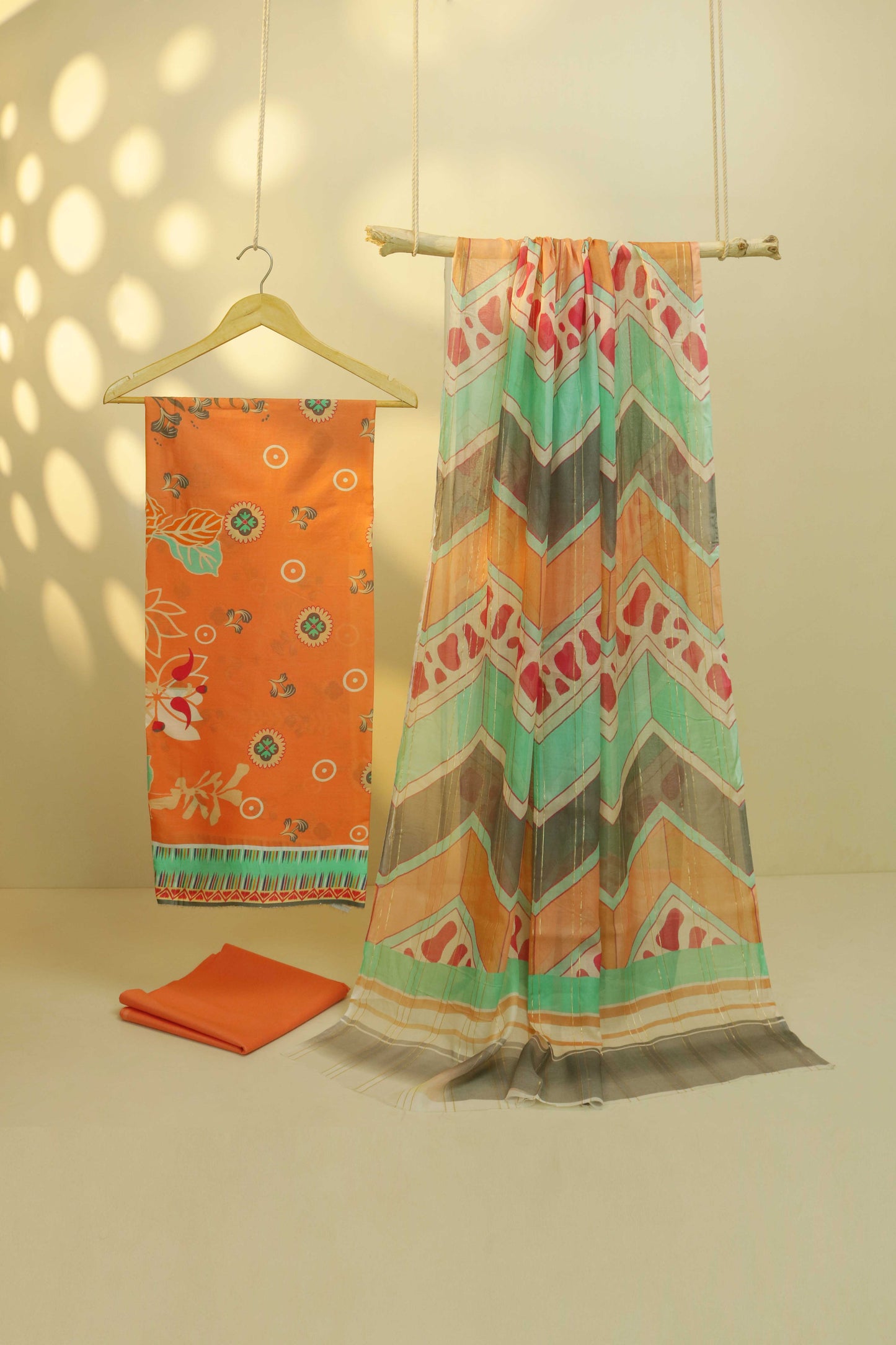 Lawn Printed Suit H25SLST09