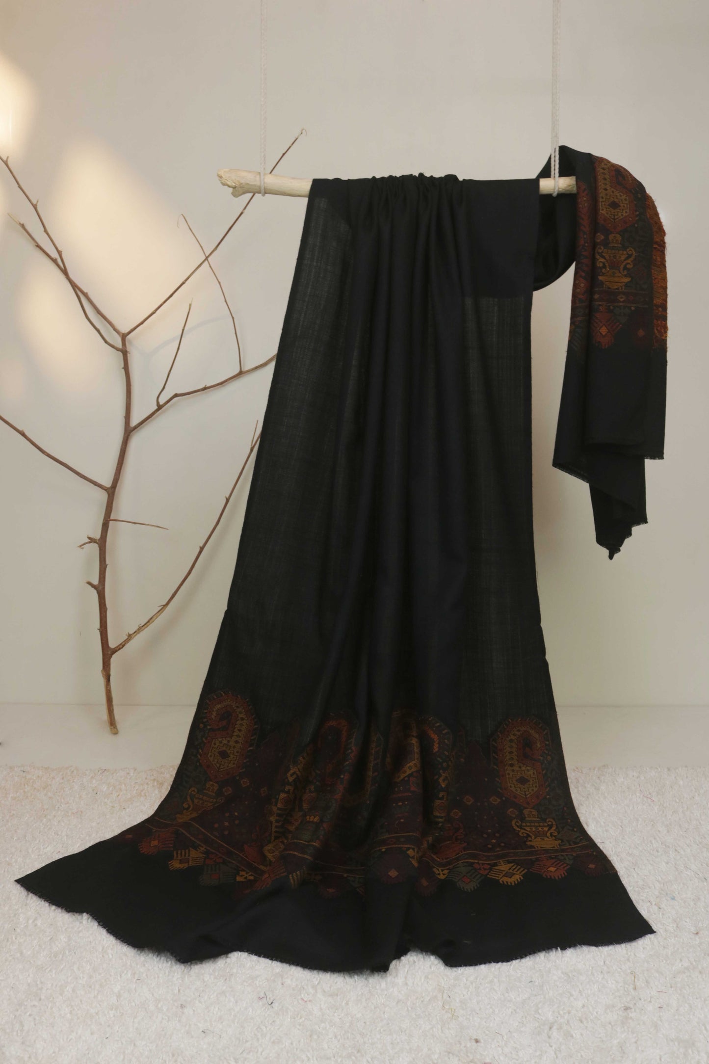 Kani Palo Shawl 3490 Black2