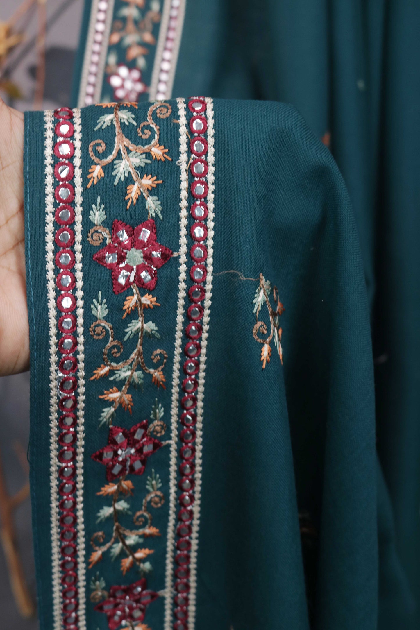 Embroidered Pashmina Shawl 3507D