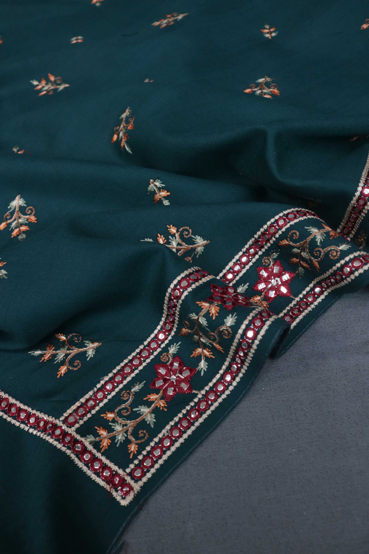 Embroidered Pashmina Shawl 3507D