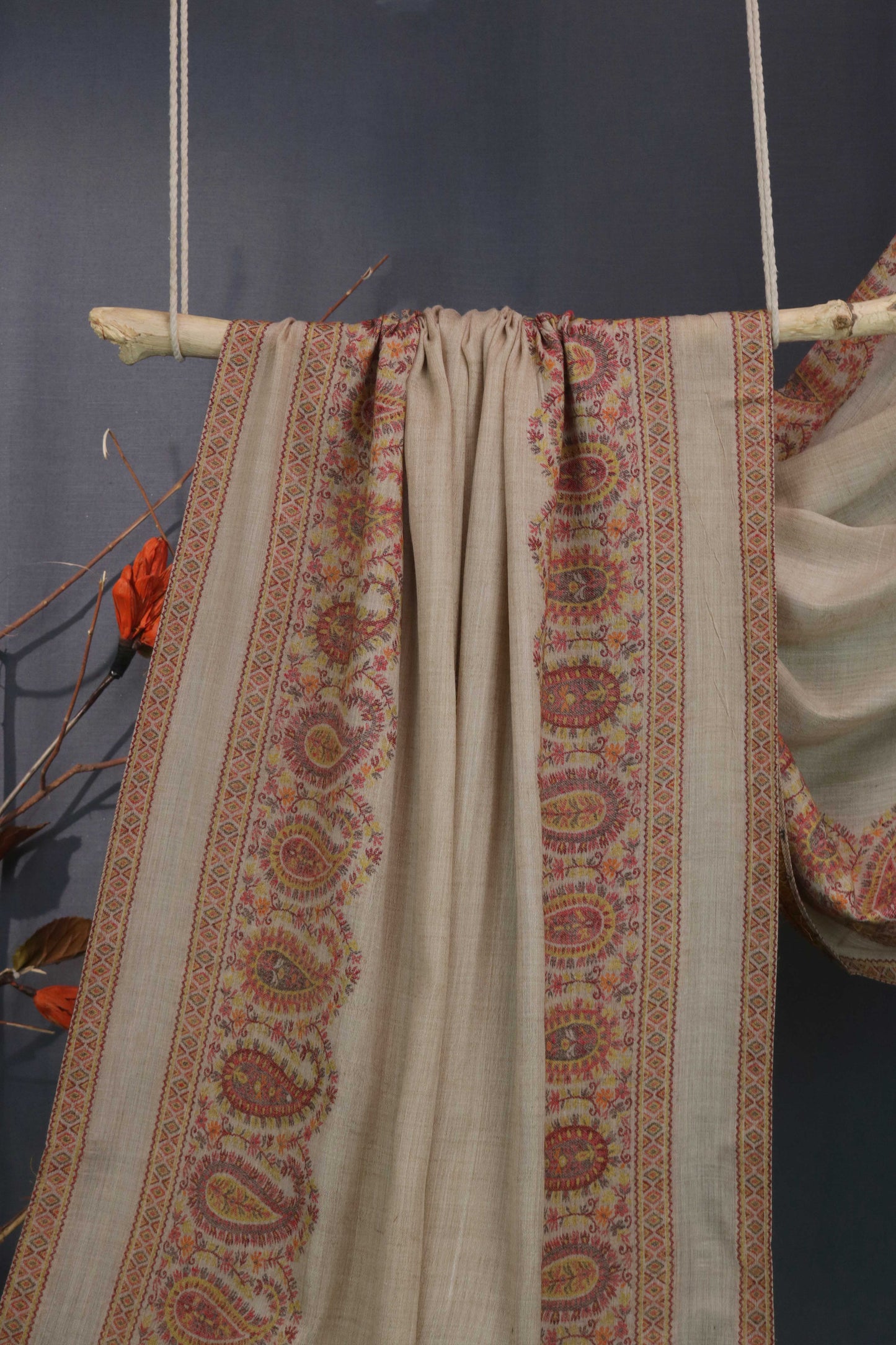 Kani Border Pashmina Shawl HKSH31