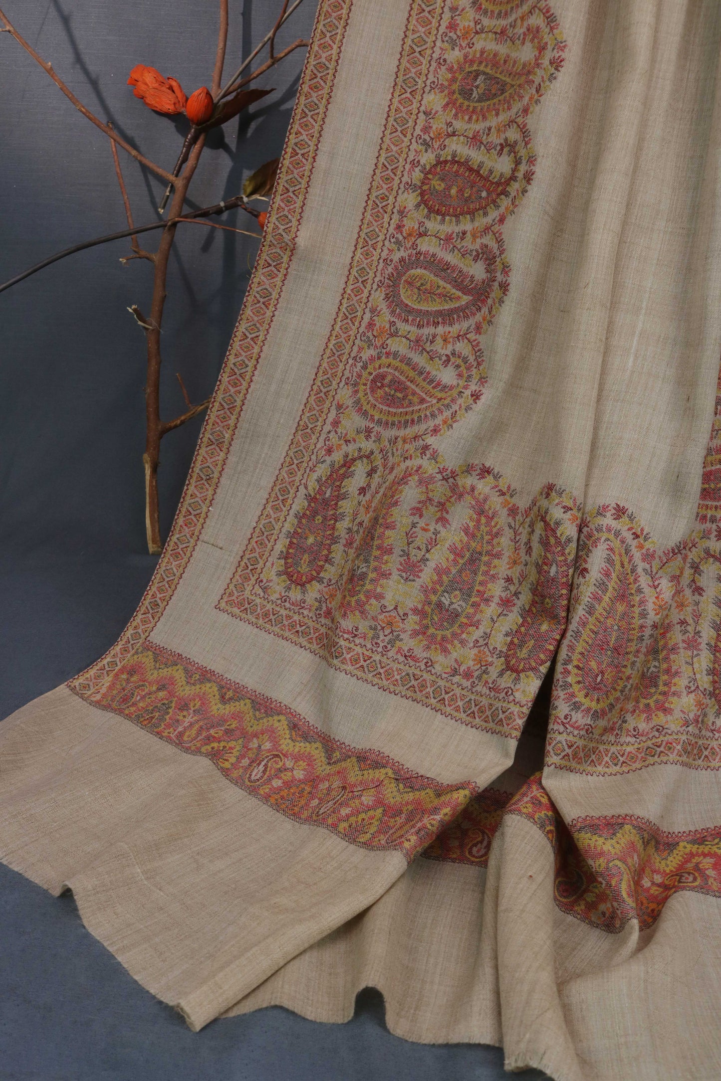 Kani Border Pashmina Shawl HKSH31