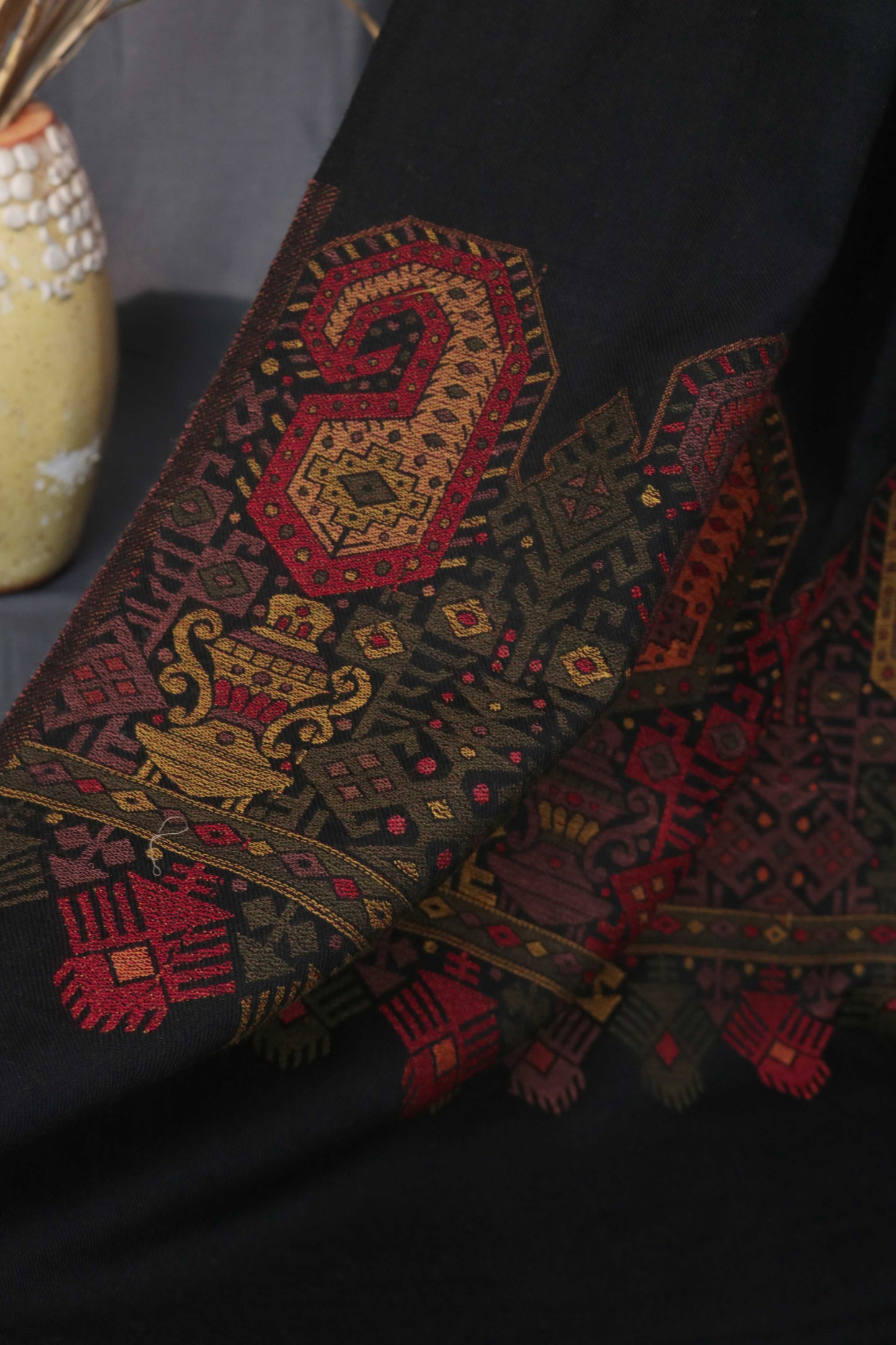 Kani Palo Shawl 3490 Black