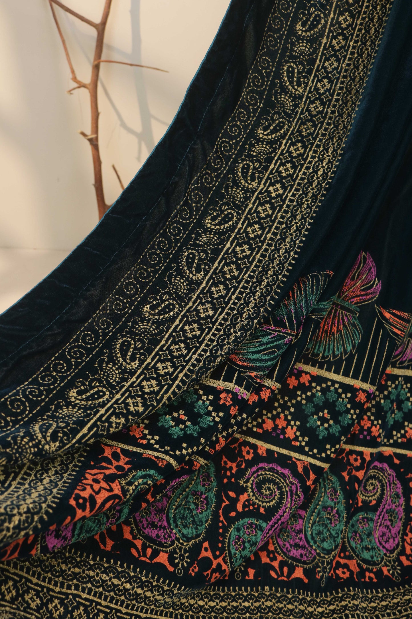Velvet Screen-Printed Shawl 3576E