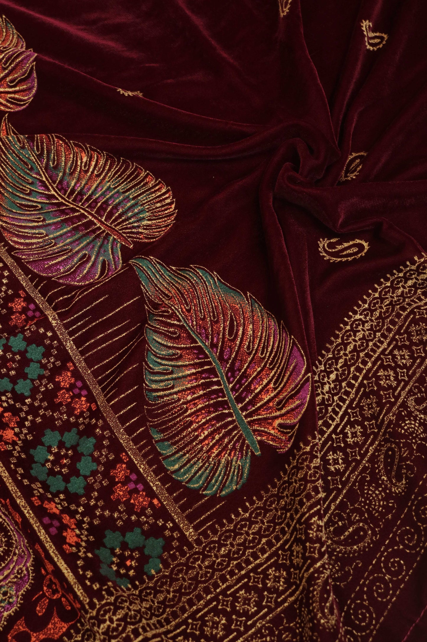 Velvet Screen-Printed Shawl 3576A