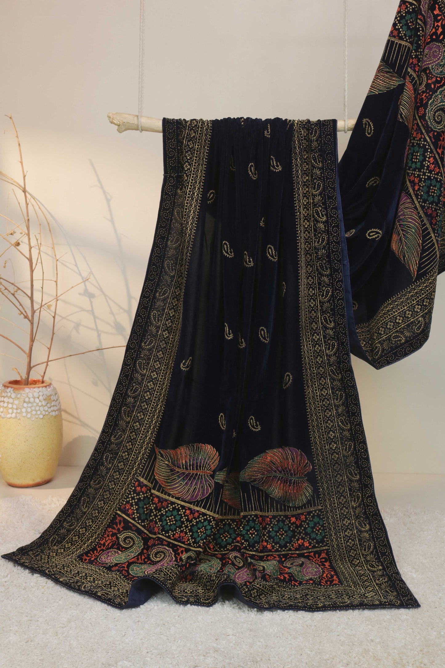 Velvet Screen-Printed Shawl 3576B