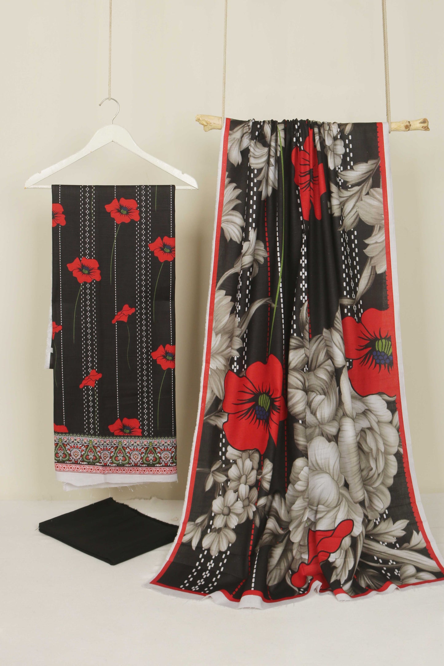 3Piece – Printed Khaddar Suit CK448