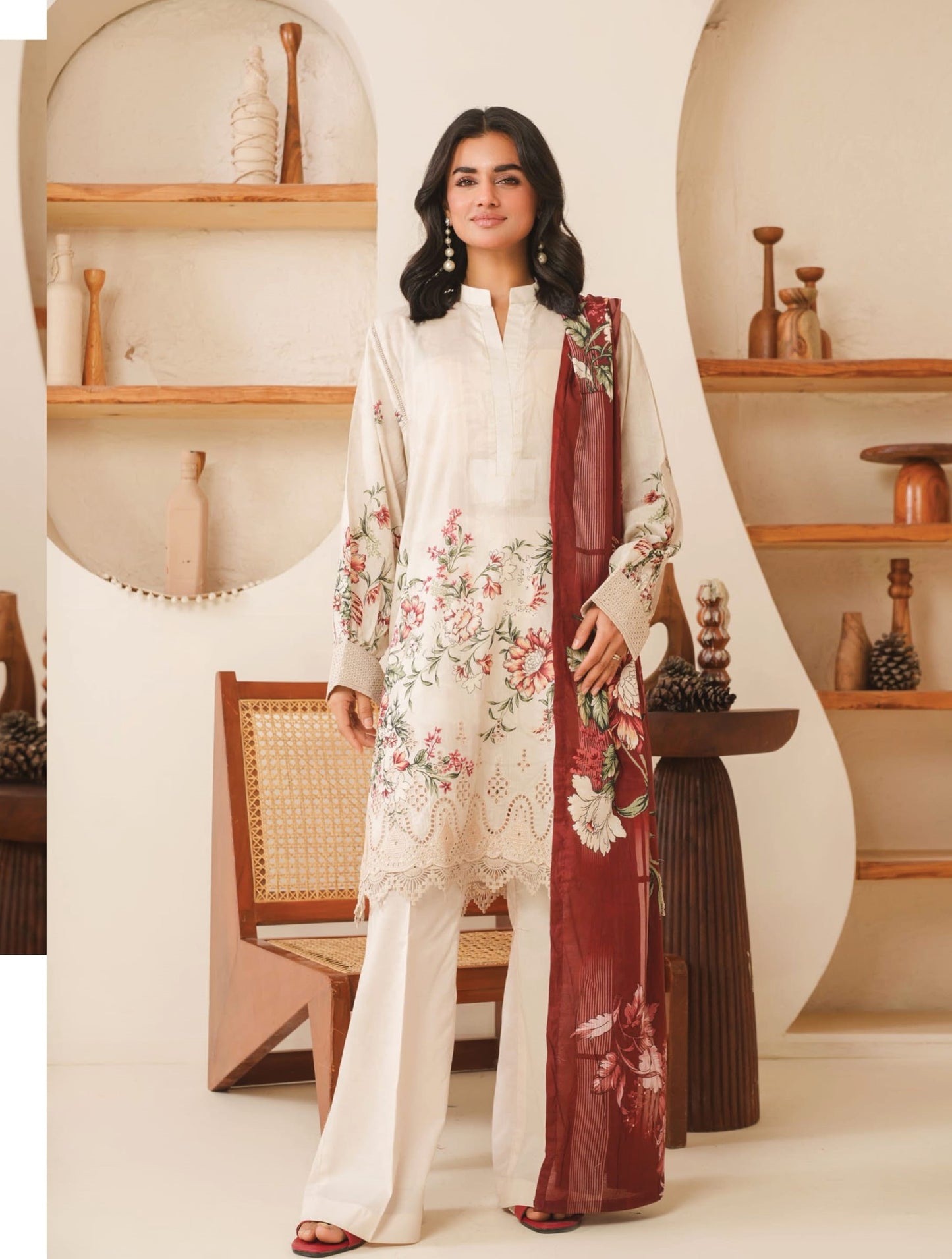 Lawn Embroidered Suit H25JH409