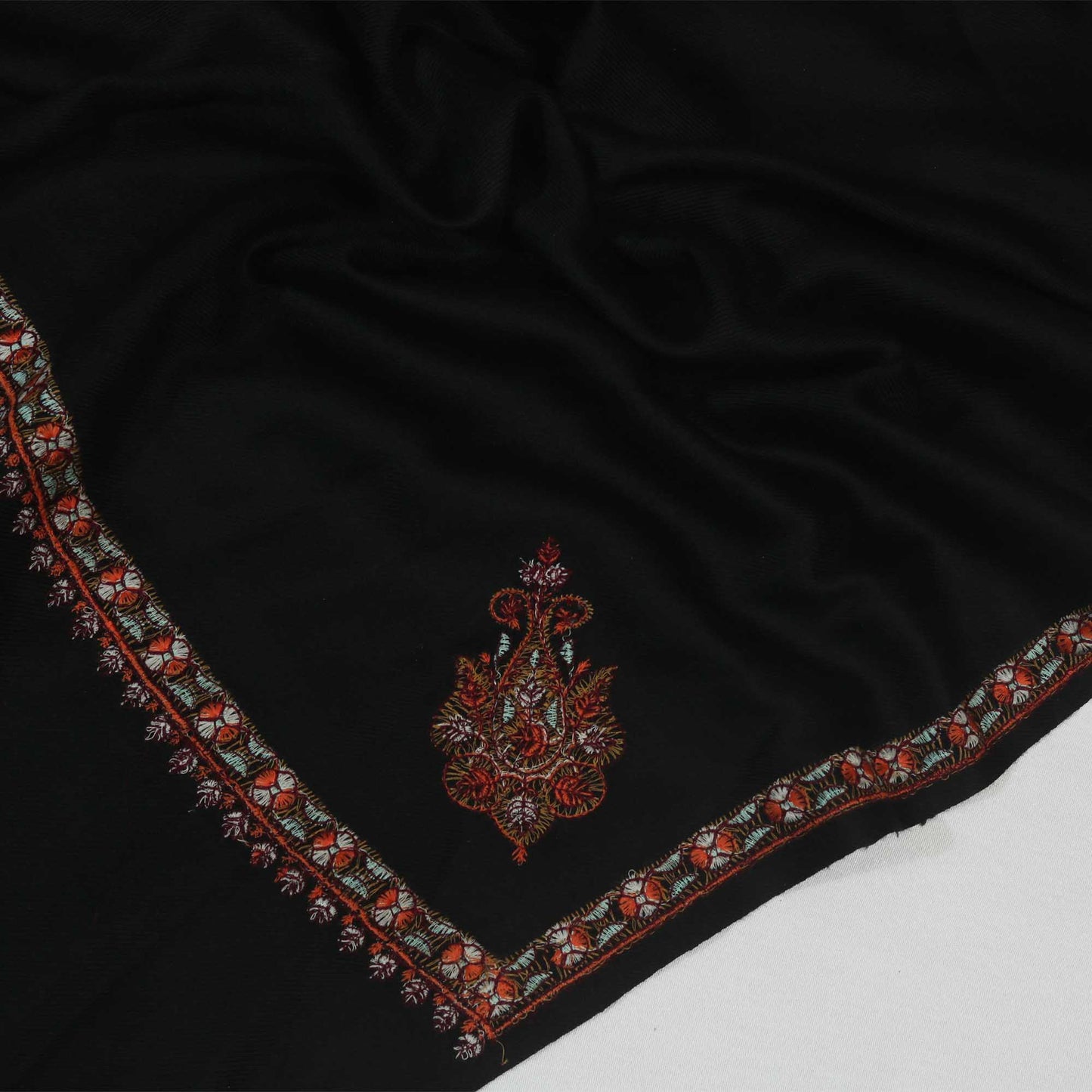 Chakoor Kingri Embroidered Pashmina Shaw FG0034-Black