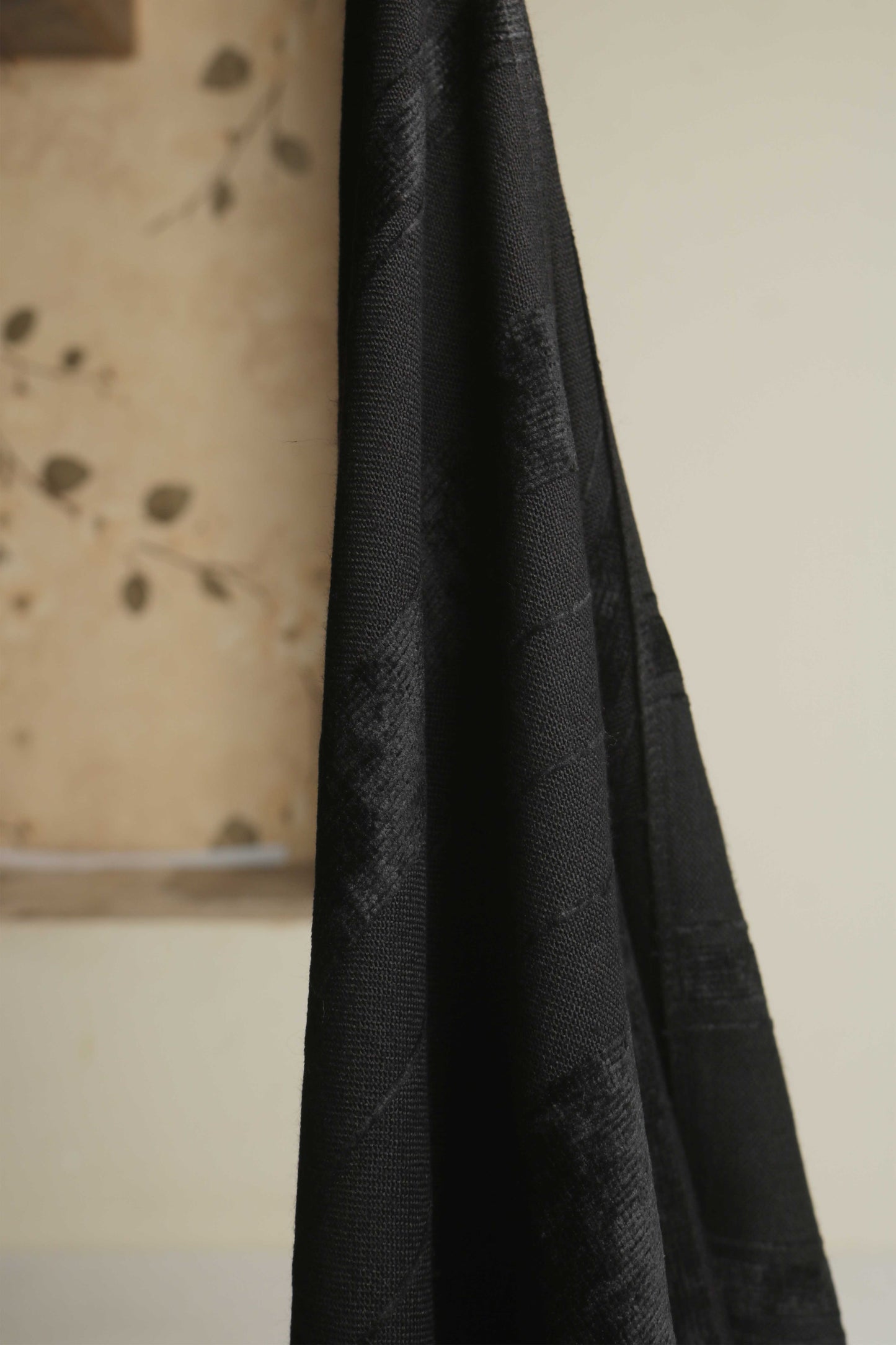 Velvet Wool Black Shawl Sh163