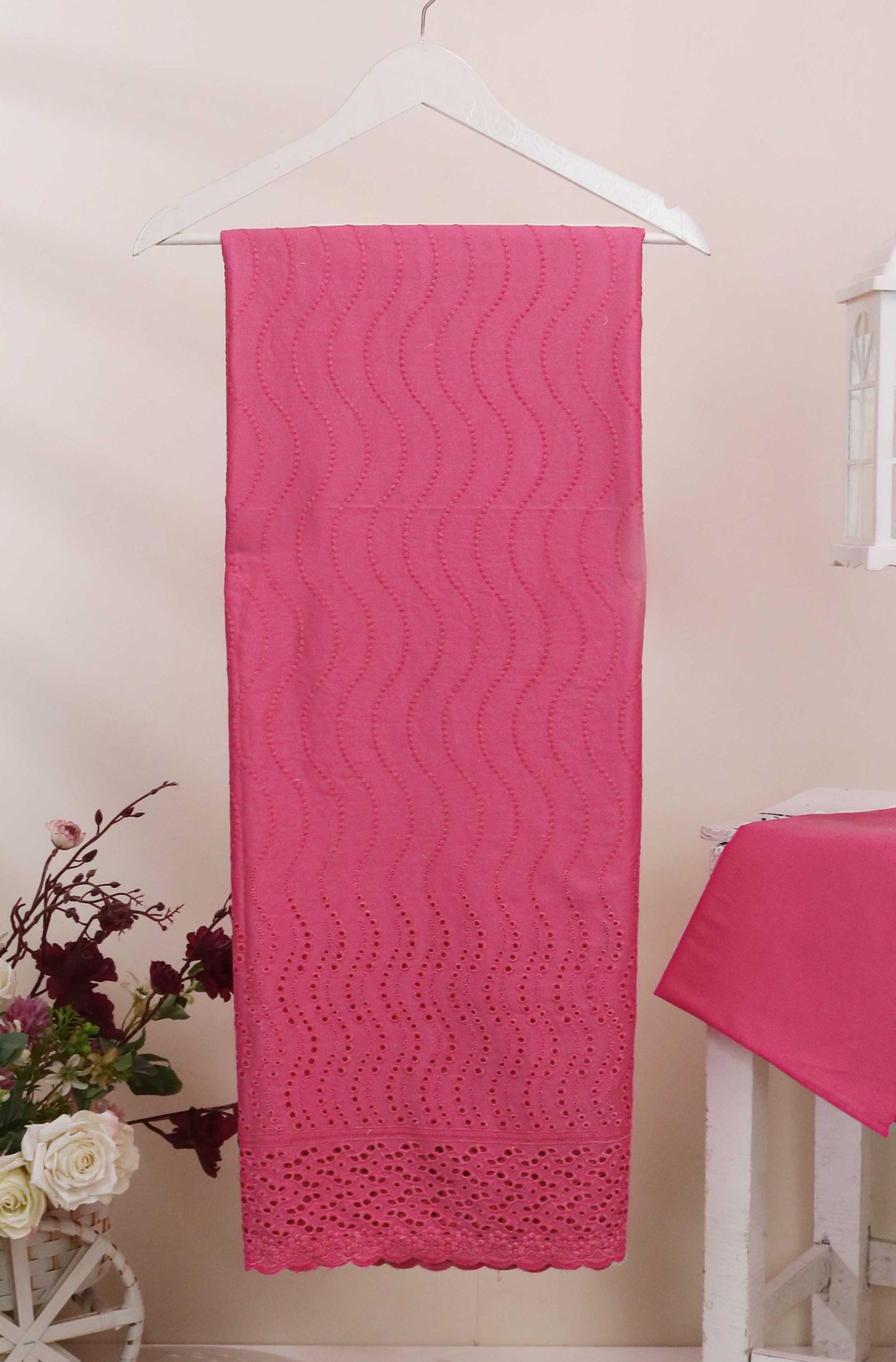 Boring Embroidered 2Pc H25L2P177