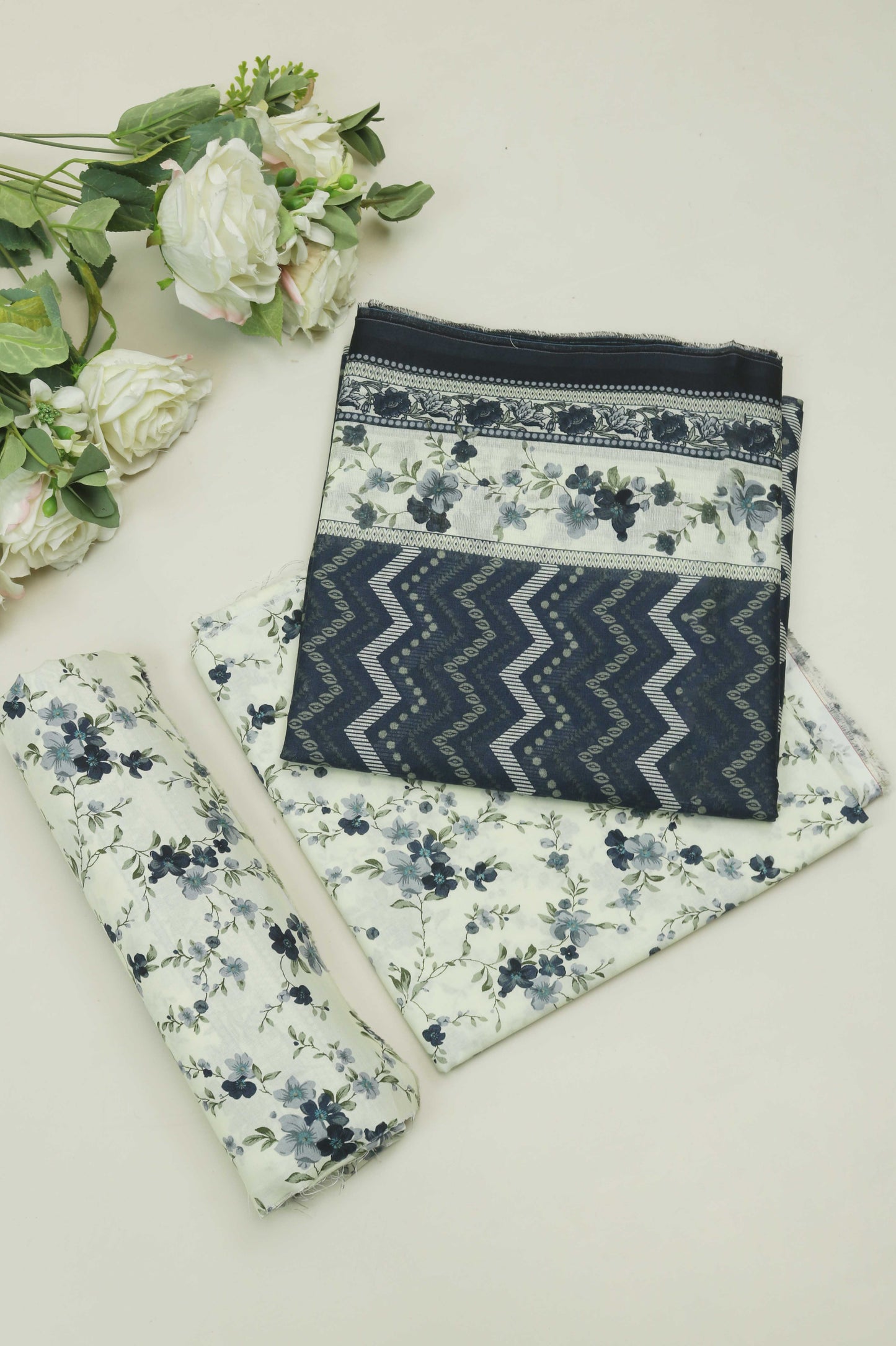 Supperior Lawn Printed Suit H25SLBS13