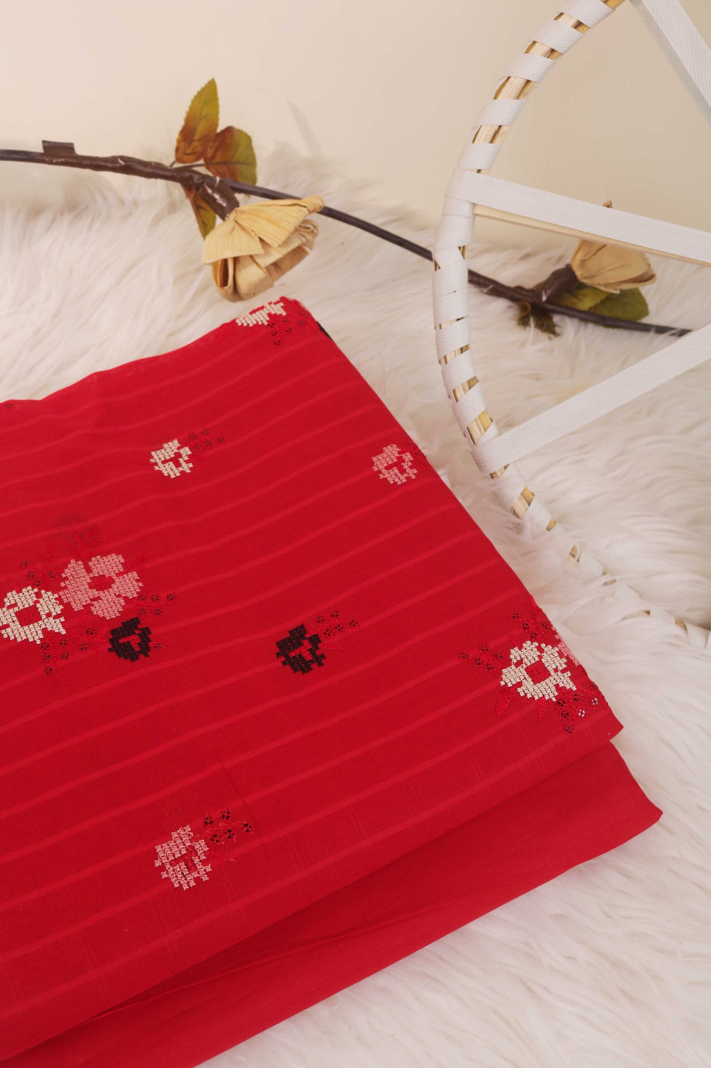2Piece – Embroidered Lawn H25L2P222