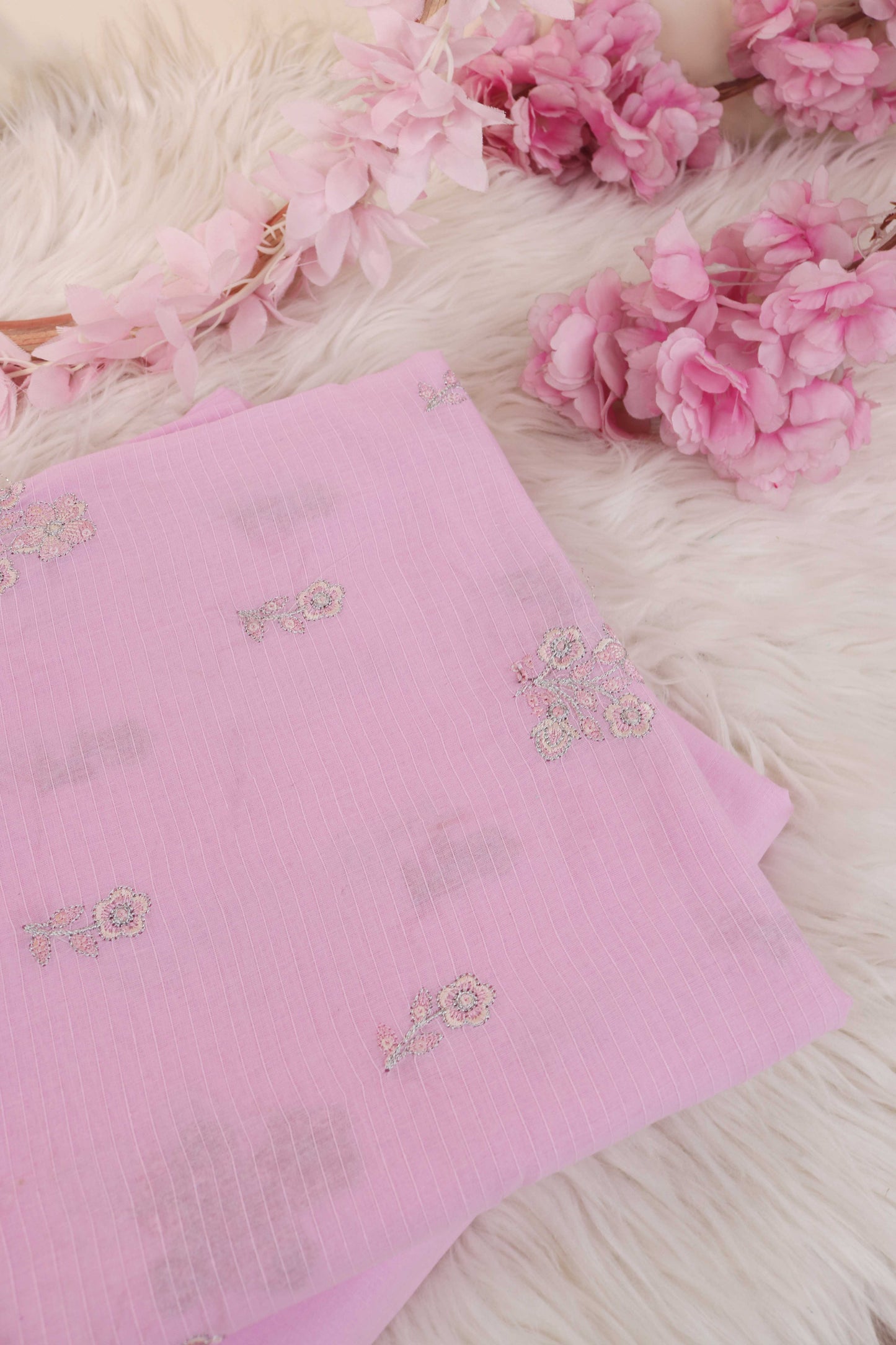 2Piece – Embroidered Lawn H25L2P215