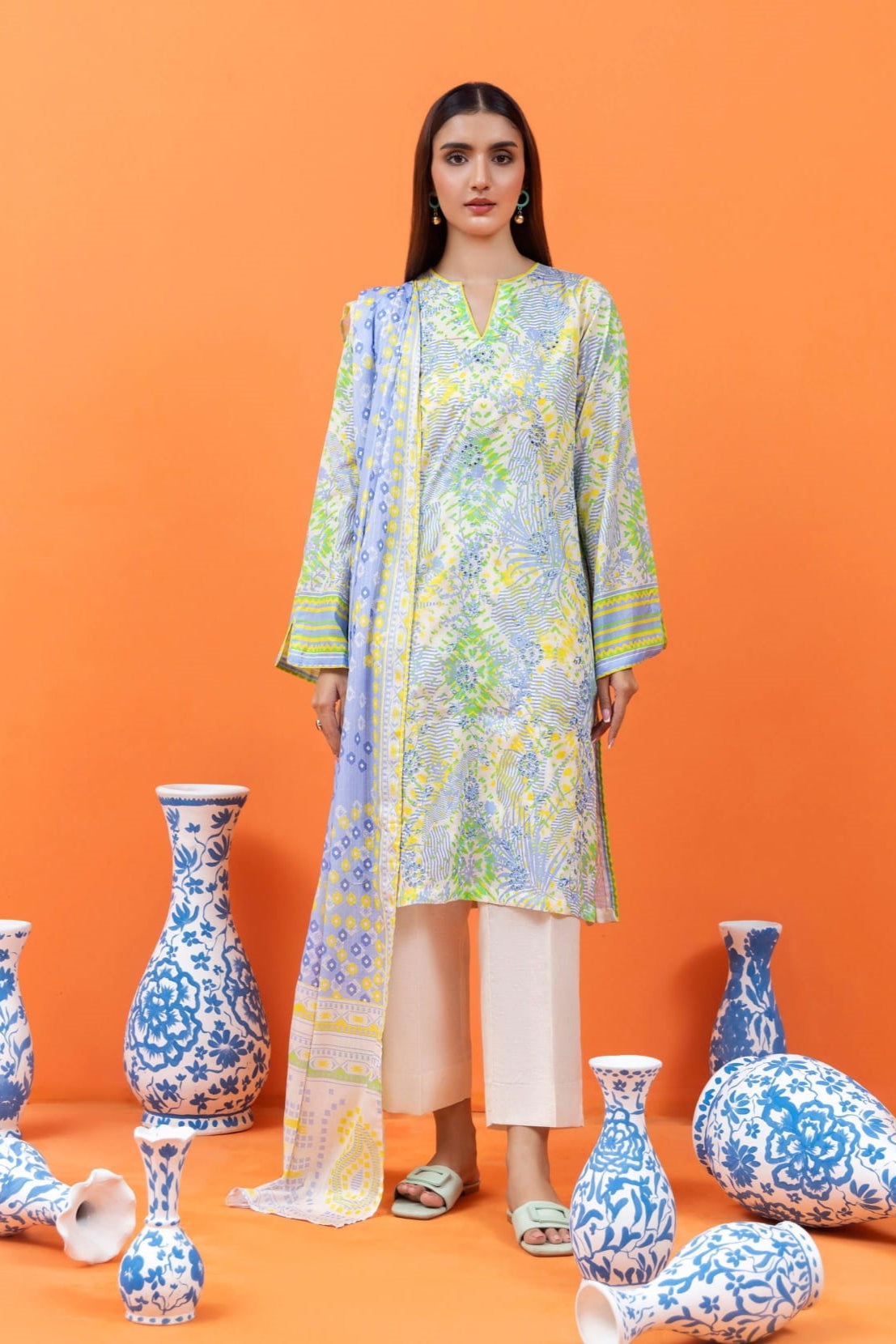 Lawn Embroidered Suit H25SLGF05