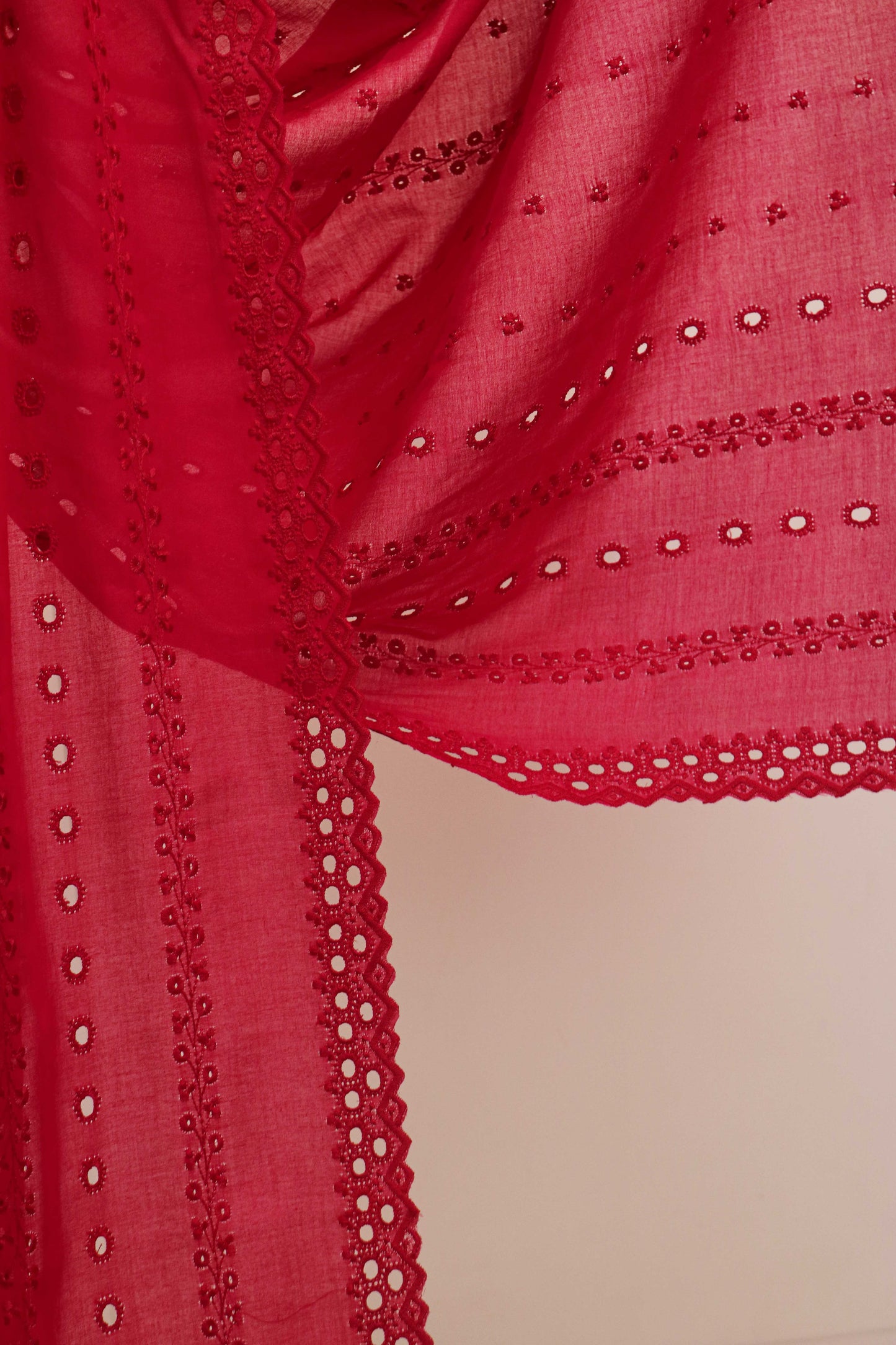 Embroidered Lawn Shawl 2868D