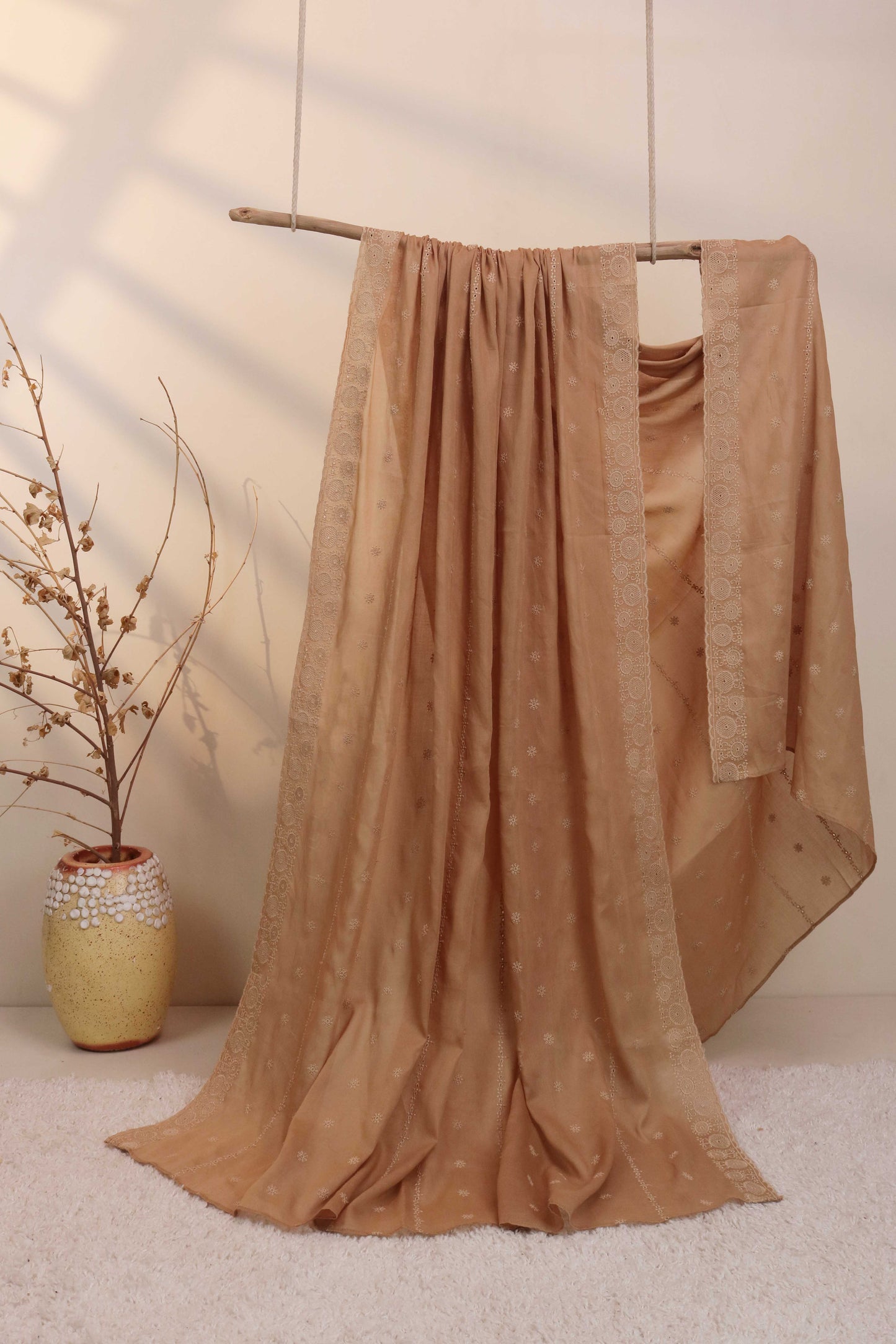 Embroidered Lawn Shawl LSH112