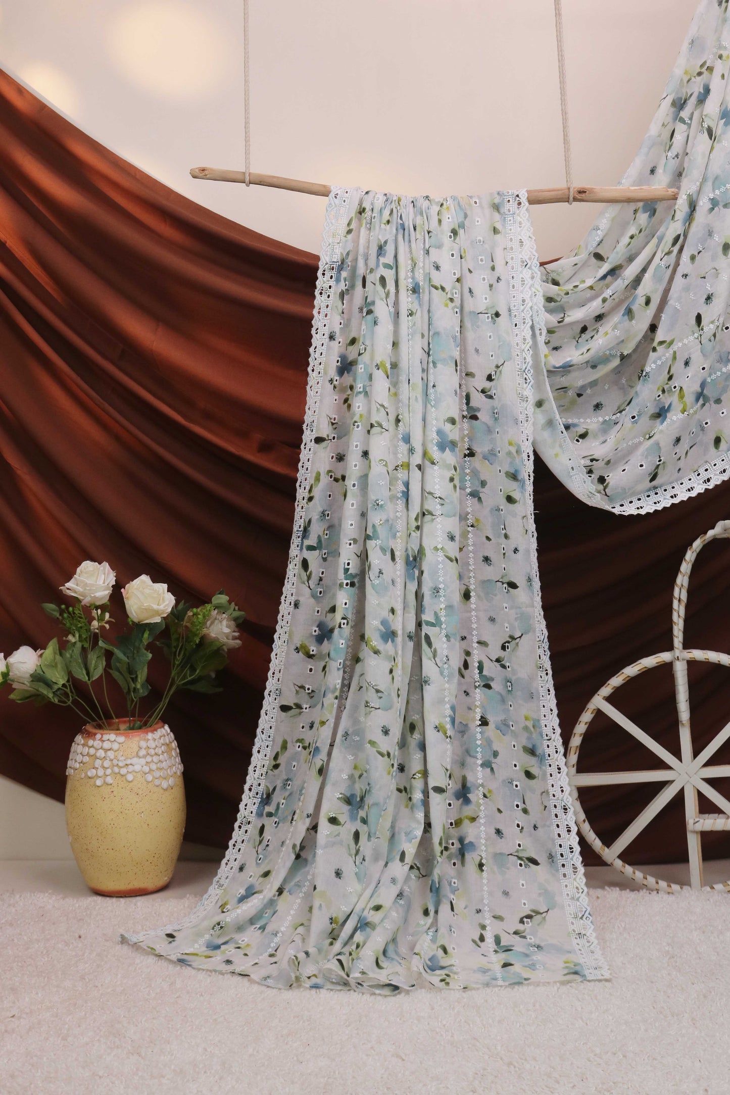 Embroidered Lawn Shawl LSH117A