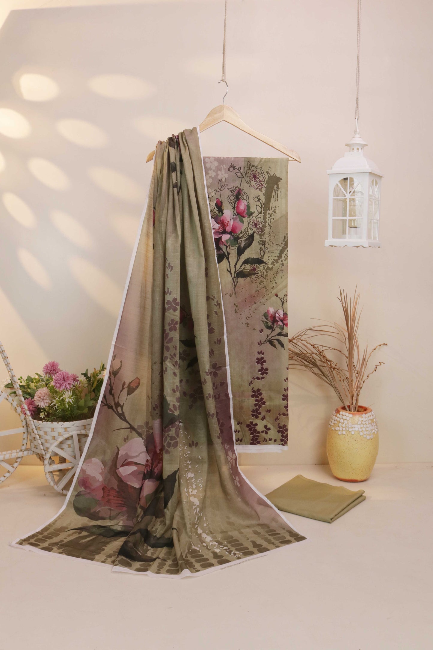 Luxury Lawn Printed Suit H25SLMJ1056