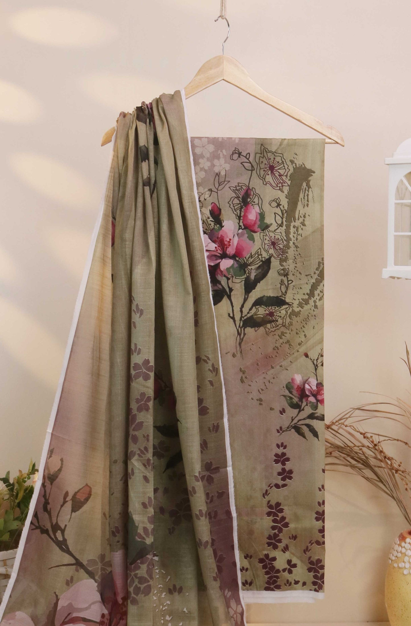 Luxury Lawn Printed Suit H25SLMJ1056