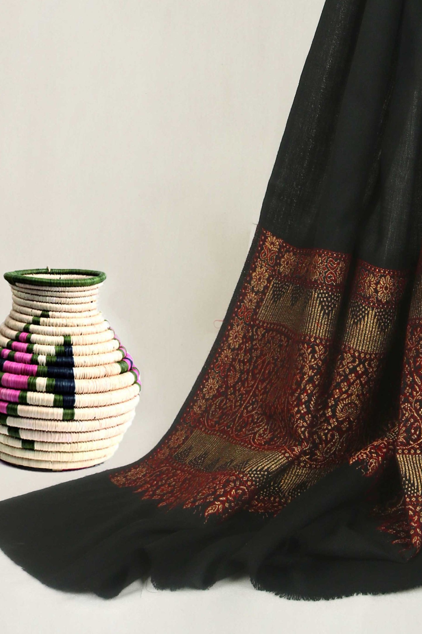 Zari Jamawar Pashmina Shawl HKSH38