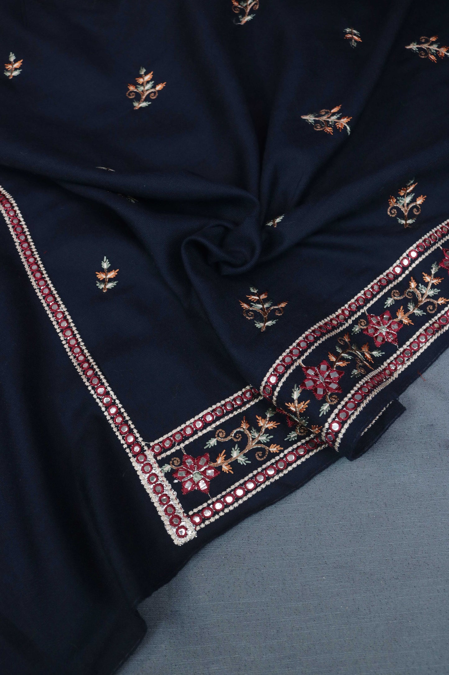 Embroidered Pashmina Shawl 3507B