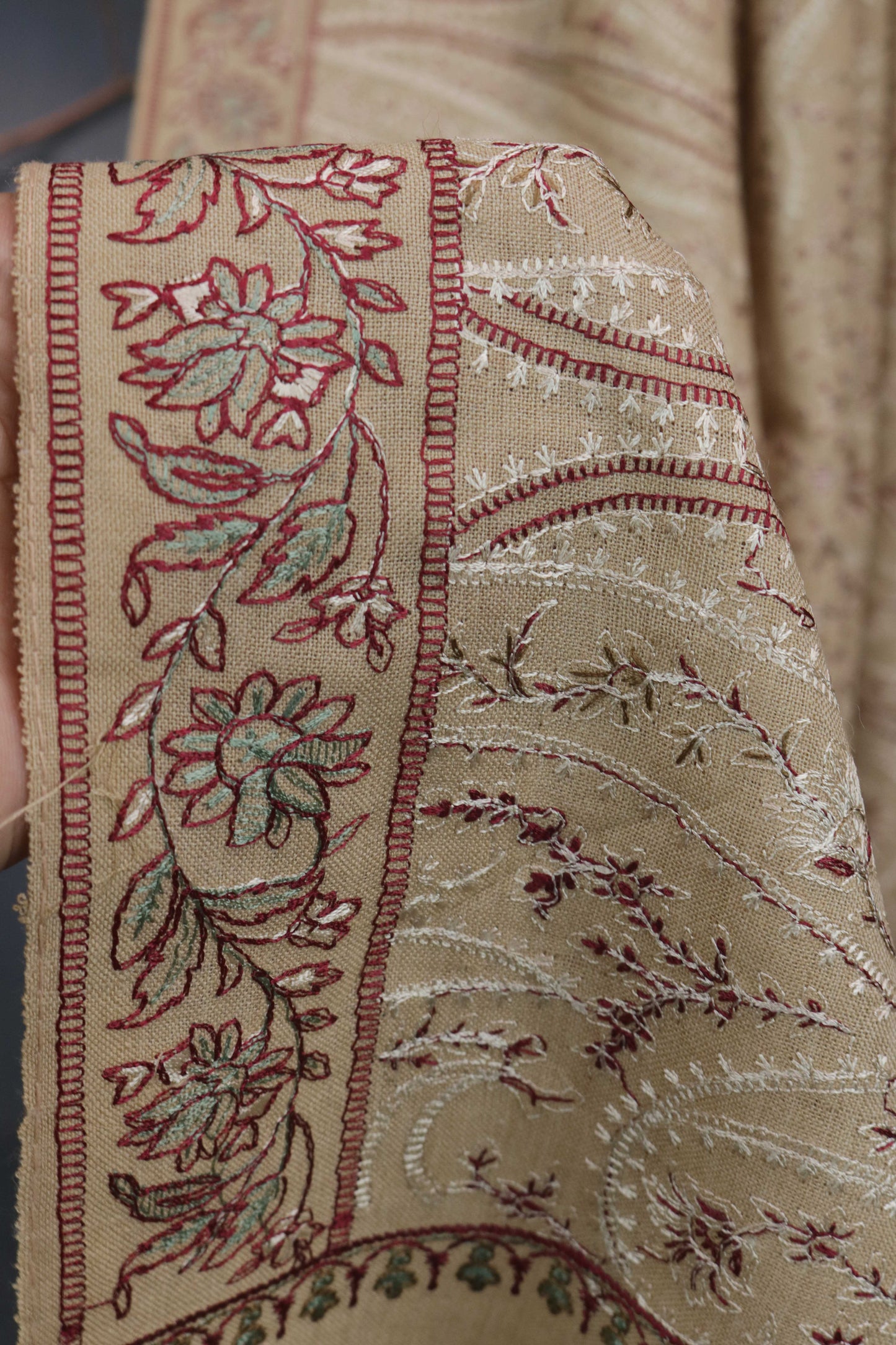 Breeza Full Embroidered Pashmina Shawl 3569A