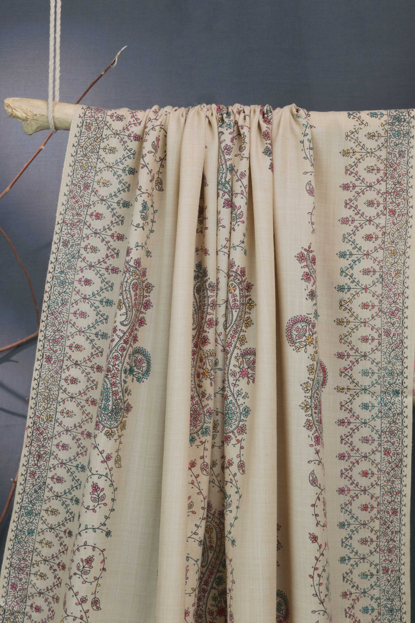 Sui Tanka Embroidered Pashmina Shawl SSH01