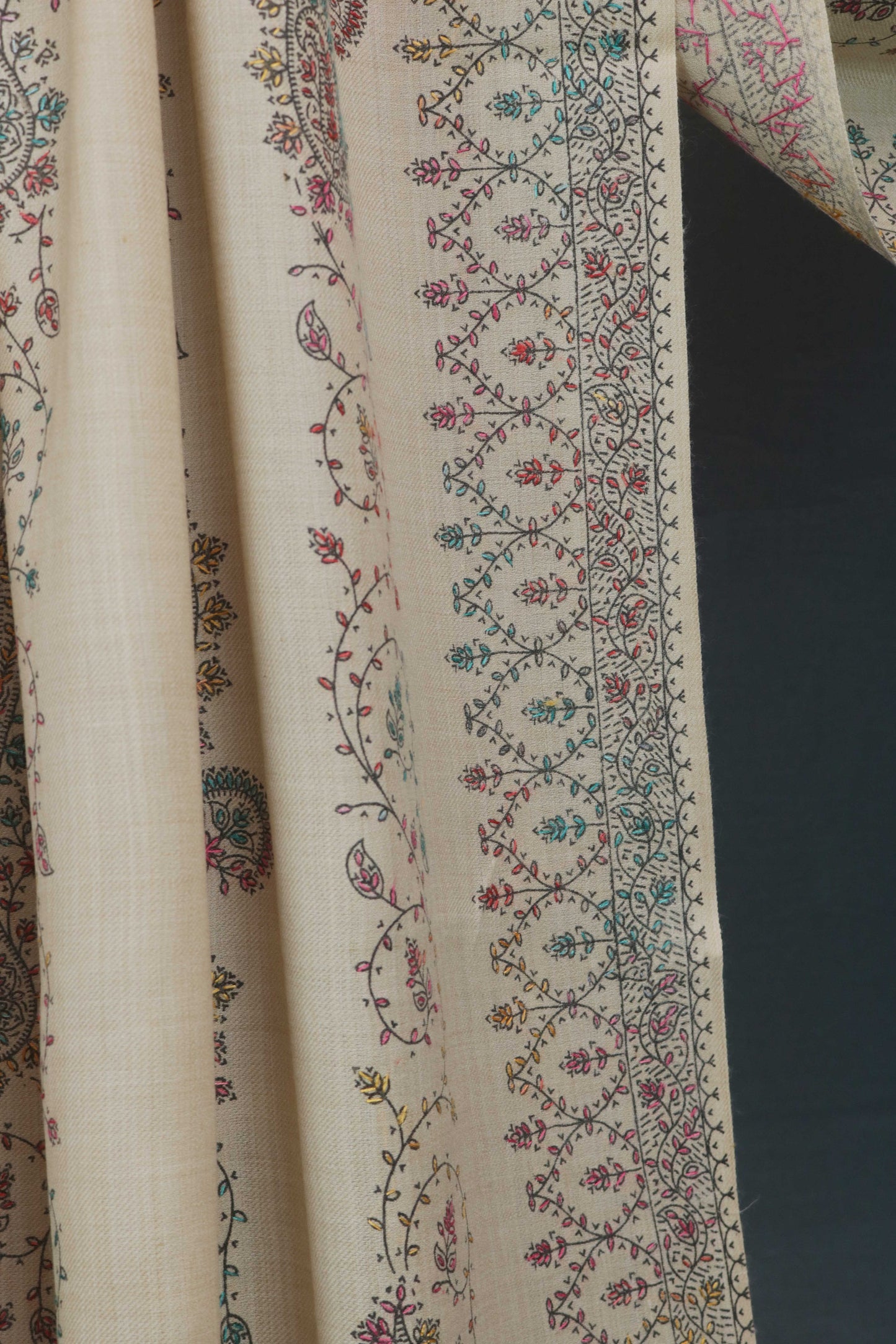 Sui Tanka Embroidered Pashmina Shawl SSH01