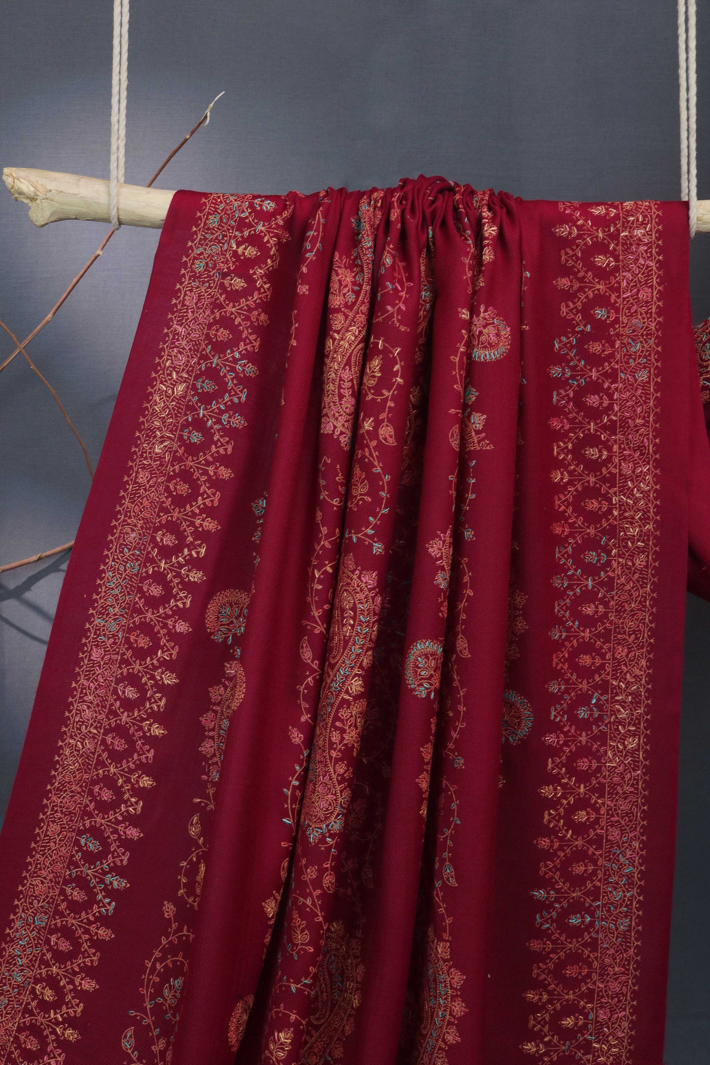 Sui Tanka Embroidered Pashmina Shawl SSH02