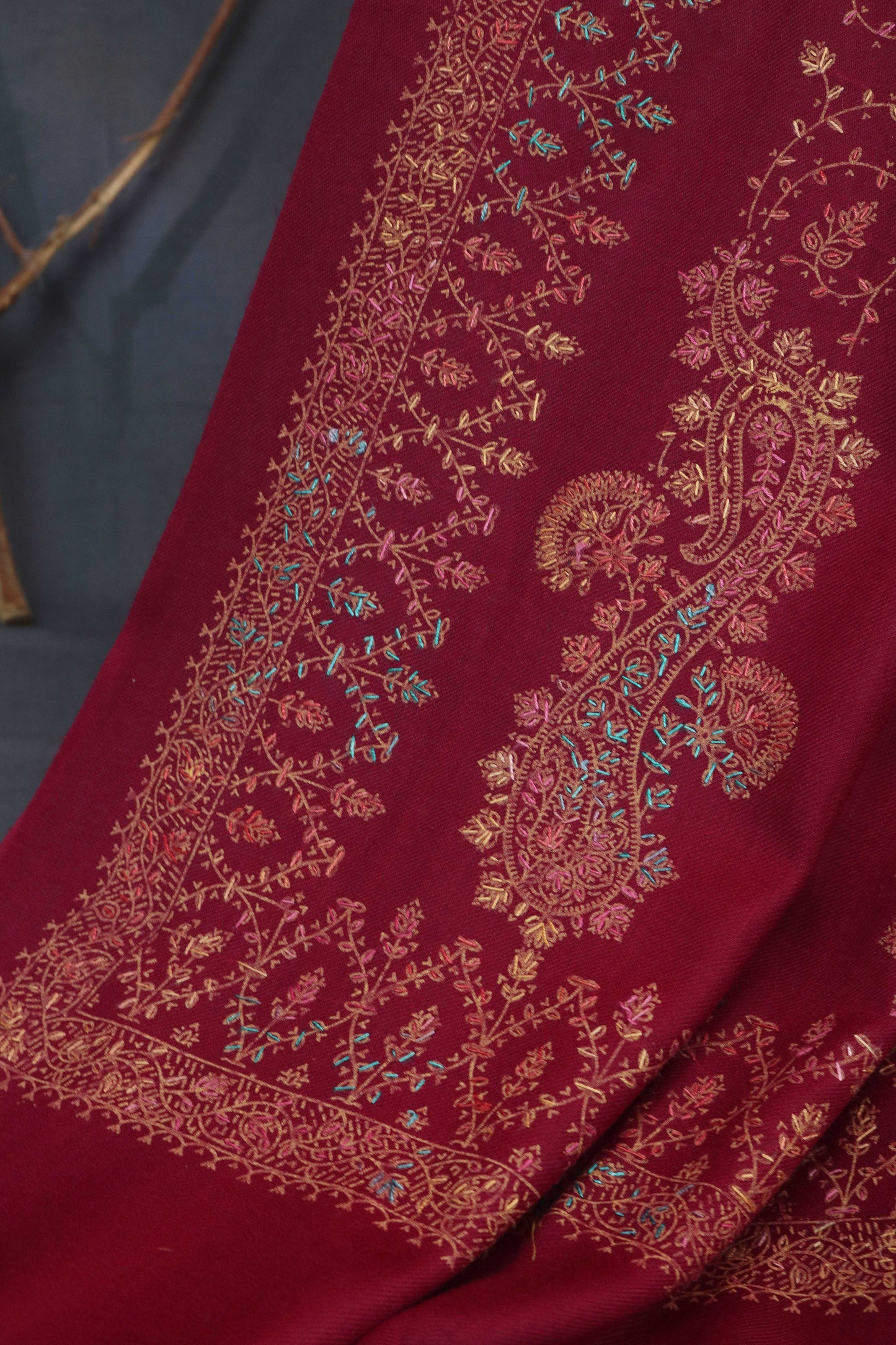 Sui Tanka Embroidered Pashmina Shawl SSH02