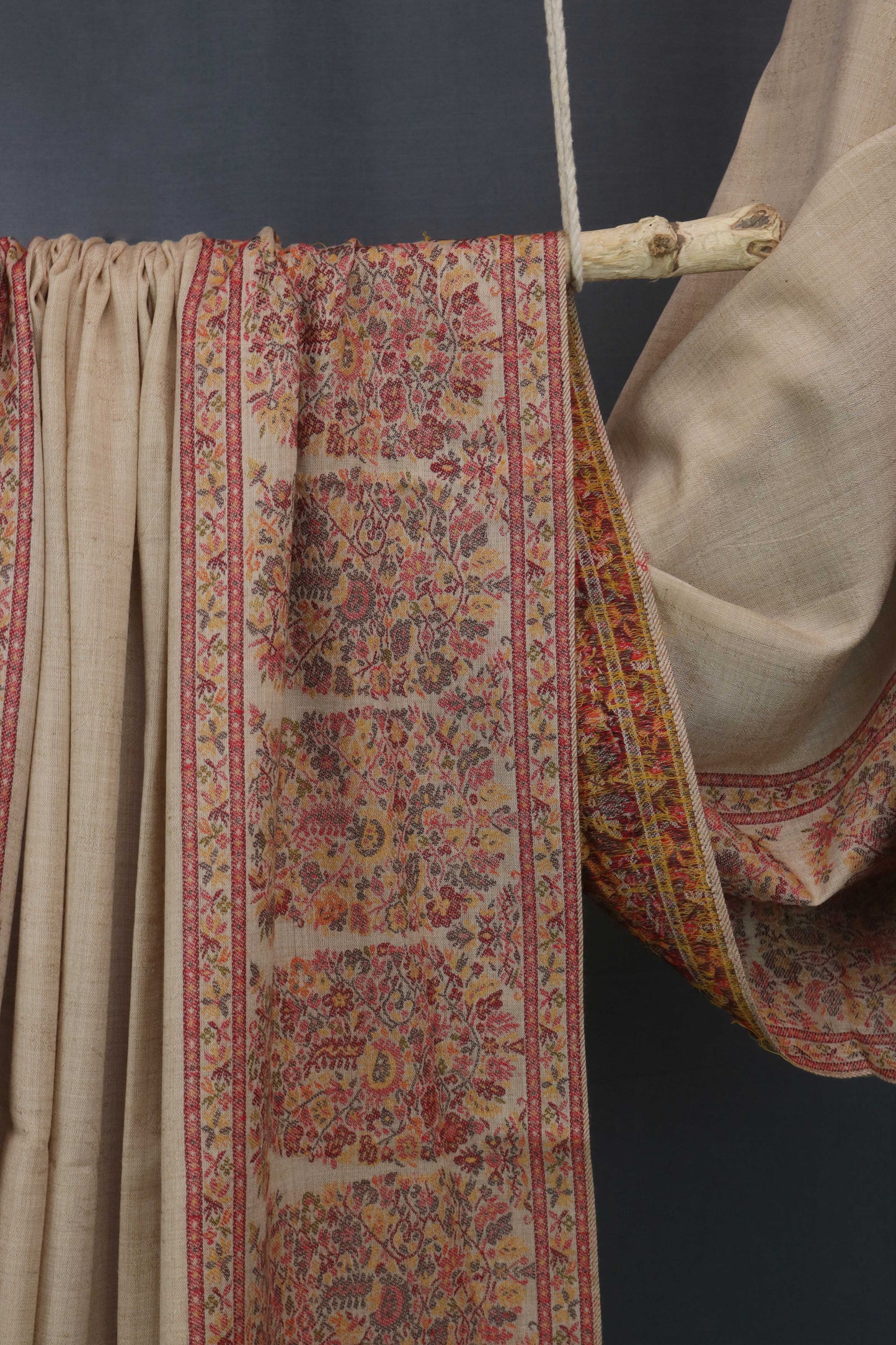 Kani Border Pashmina Shawl  HKSH14
