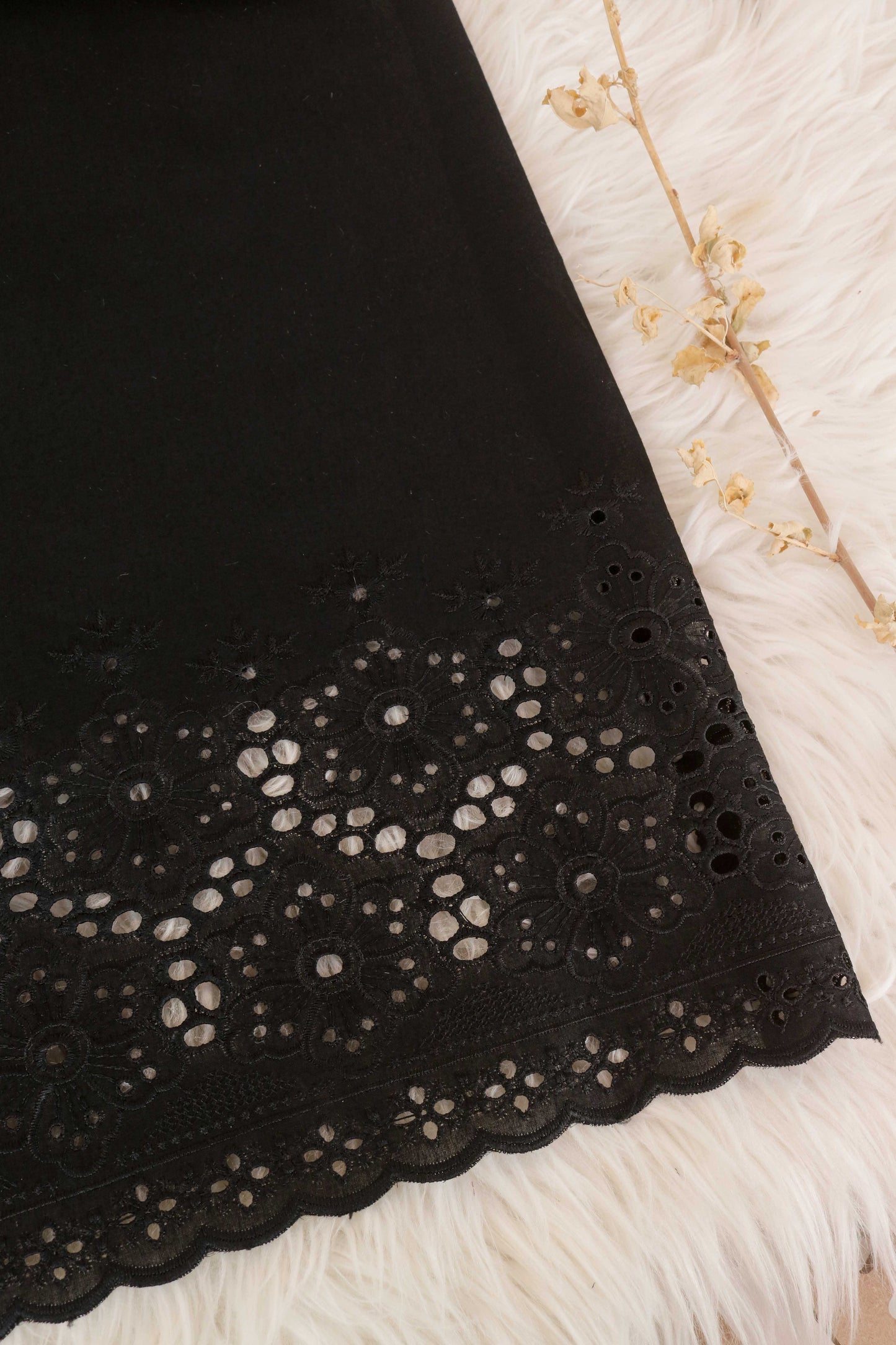 Trouser - Embroidered Chicken Kari 3432A