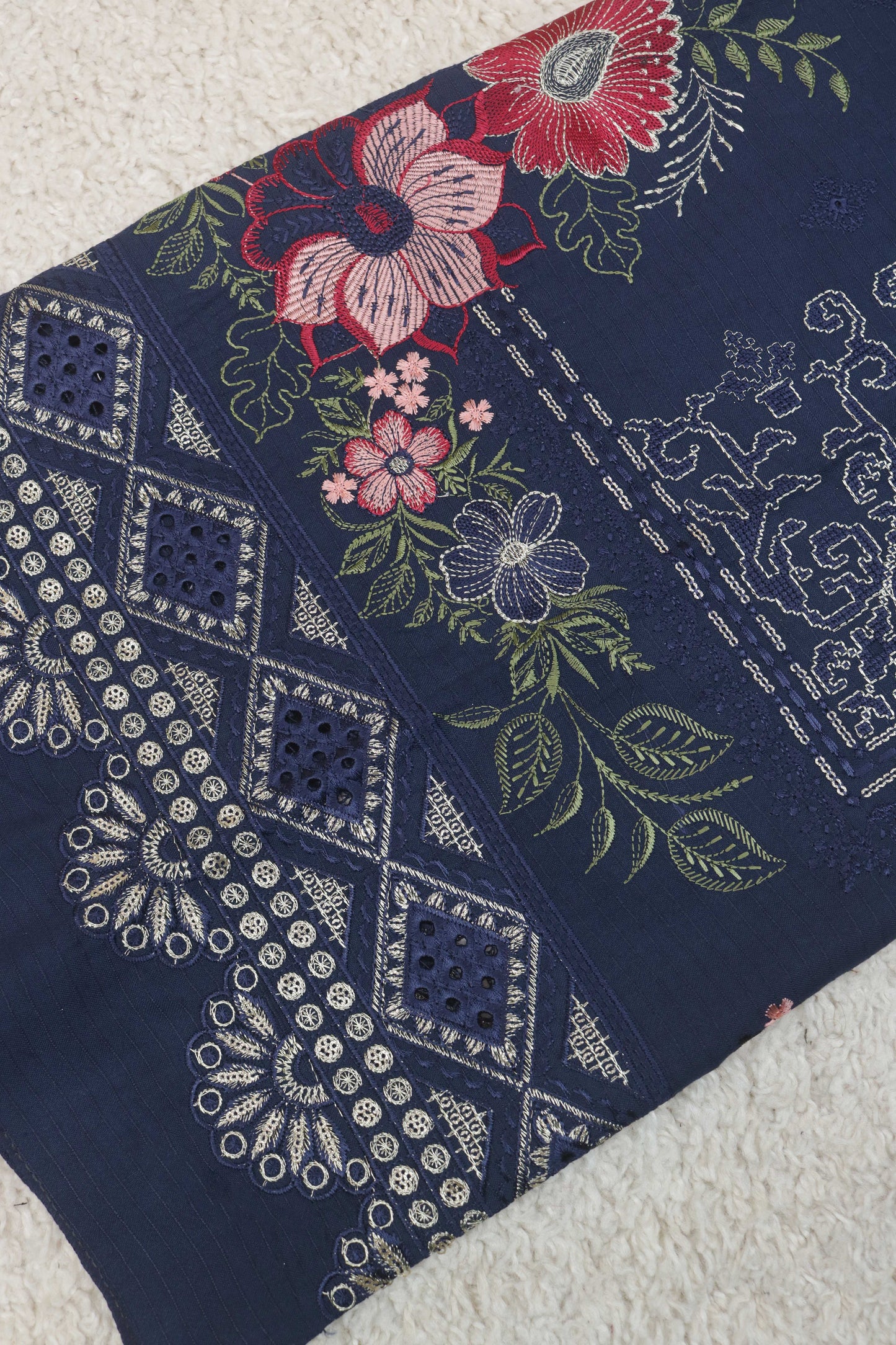 3Piece -Dhanak Embroidery Suit W3pe03