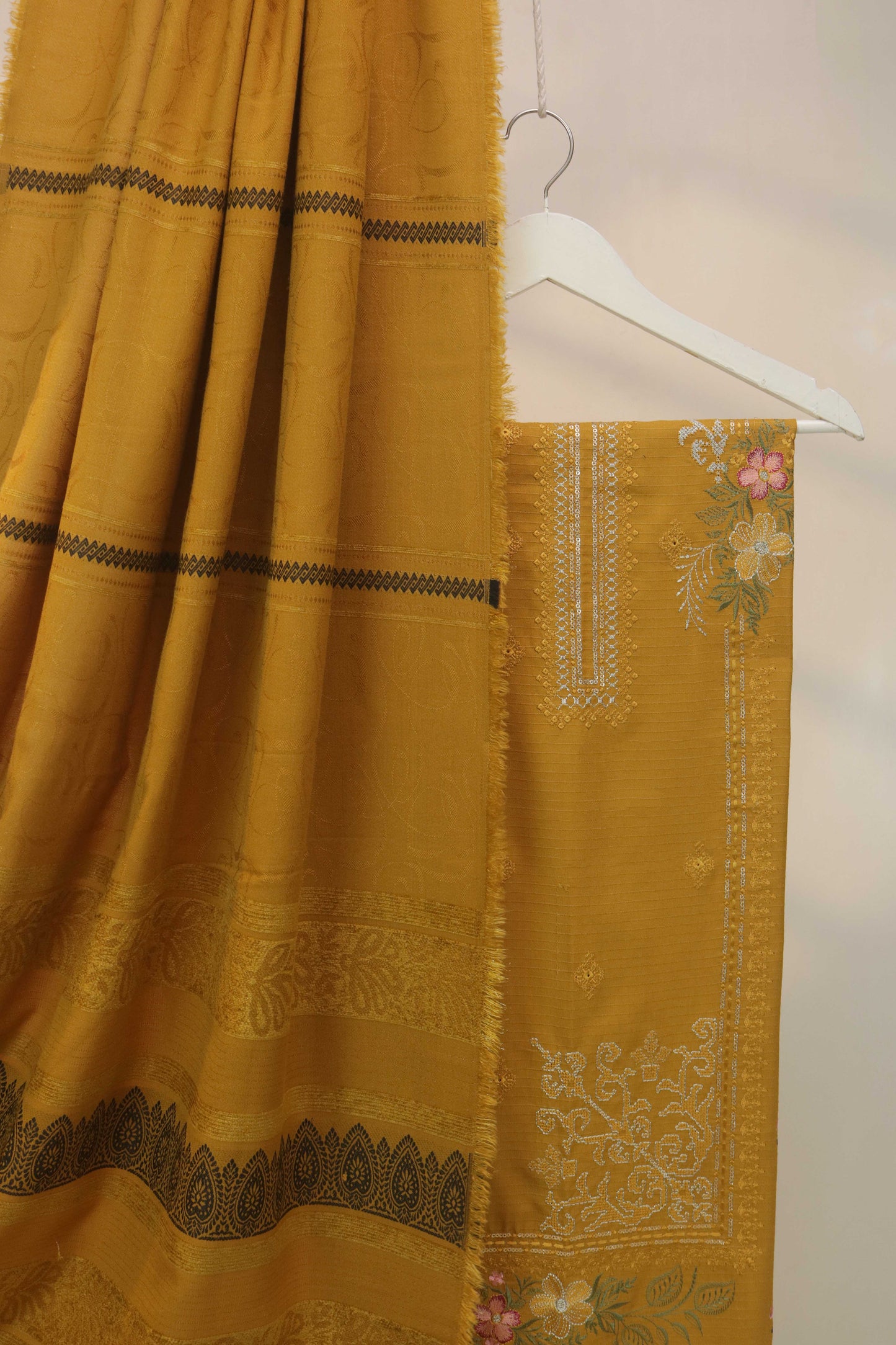 3Piece -Dhanak Embroidery Suit W3pe04