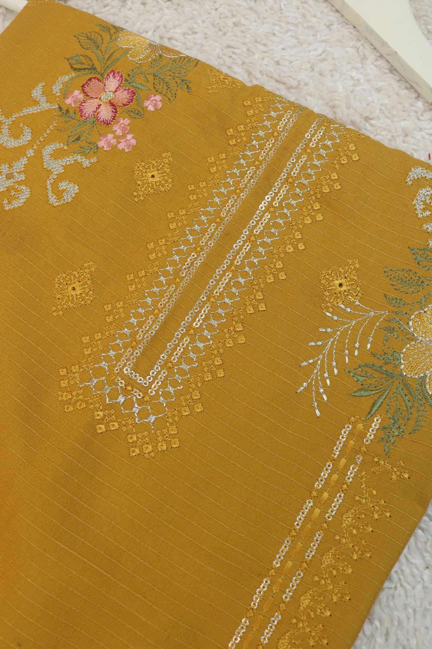 3Piece -Dhanak Embroidery Suit W3pe04