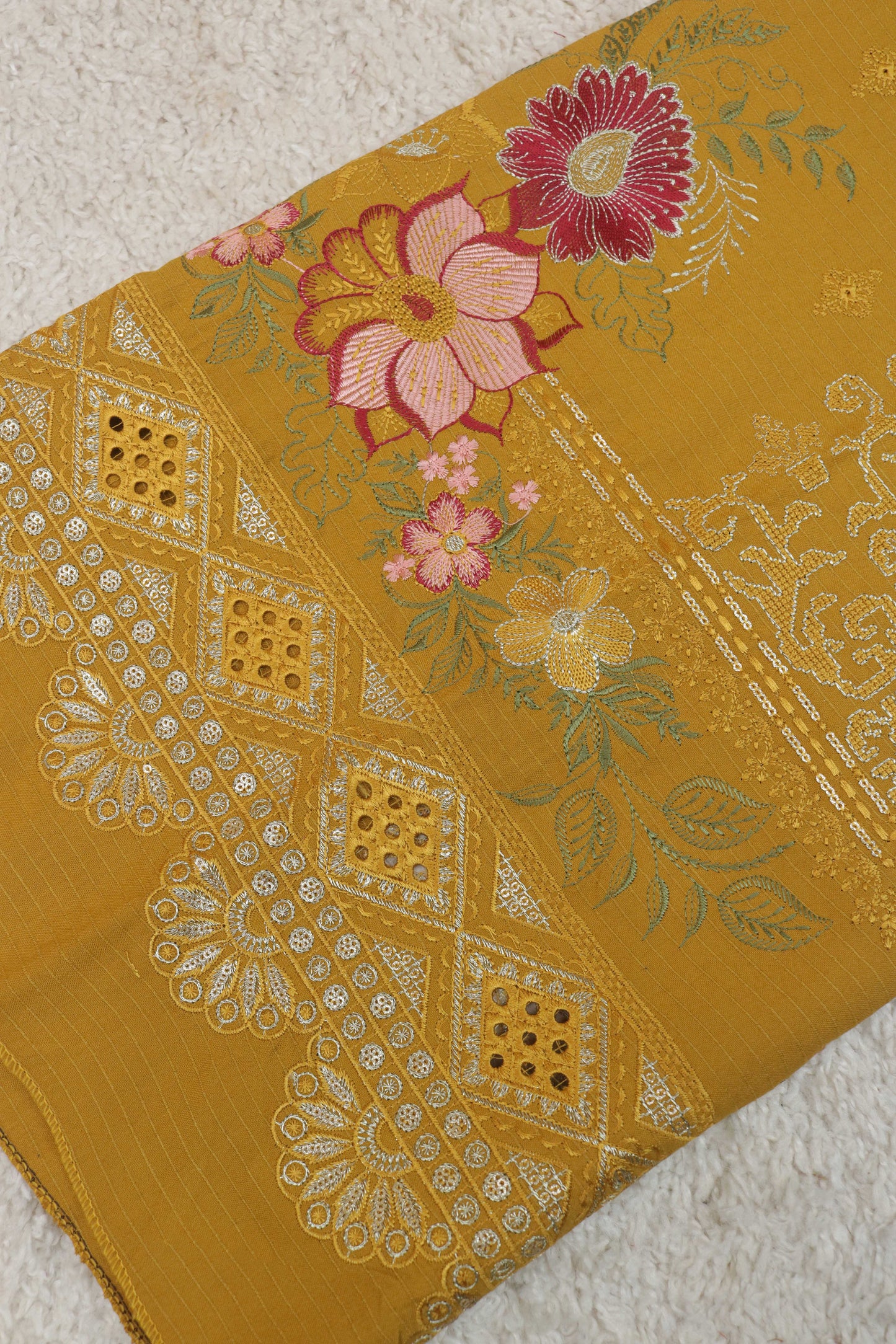 3Piece -Dhanak Embroidery Suit W3pe04